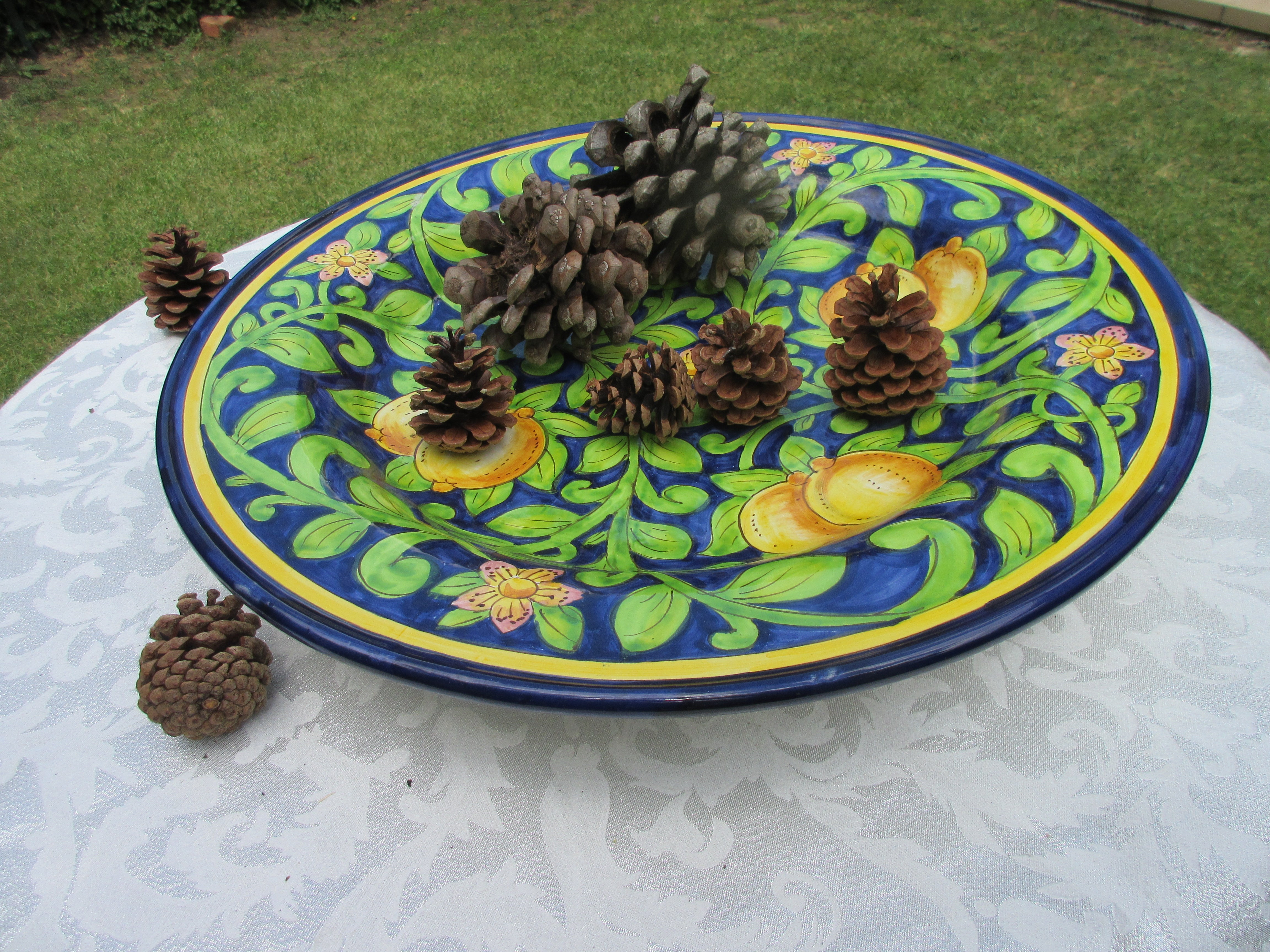 Ceramic Dinner Plate Set - Elegant & Durable Porcelain Plates for Everyday Dining, Parties & Home Decor (Set of 4)