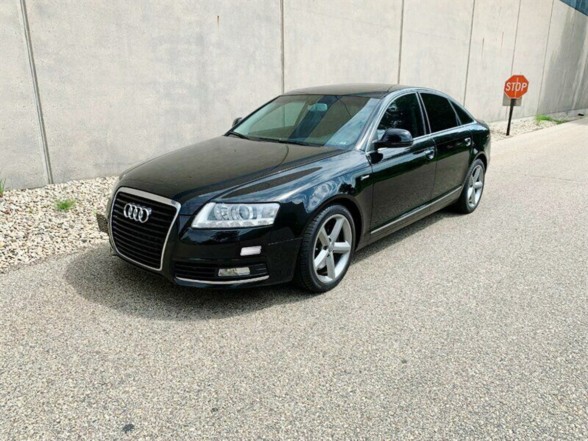 Amber LED Side Marker Lights for 2005-2011 Audi A6 S6 RS6 - Clear Lens, Easy Installation - Perfect for Night Driving & Car Customization