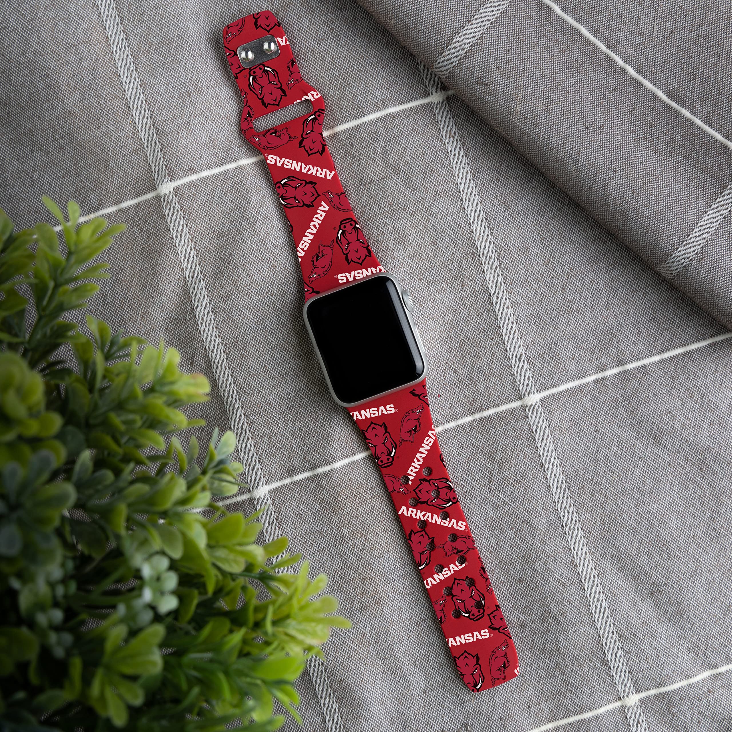 Arkansas Razorbacks HD Watch Band Compatible with Apple Watch Series 1-9 - Stylish Durable Silicone Sports Strap for Men & Women - Perfect for Gym, Running, Workouts & Everyday Wear