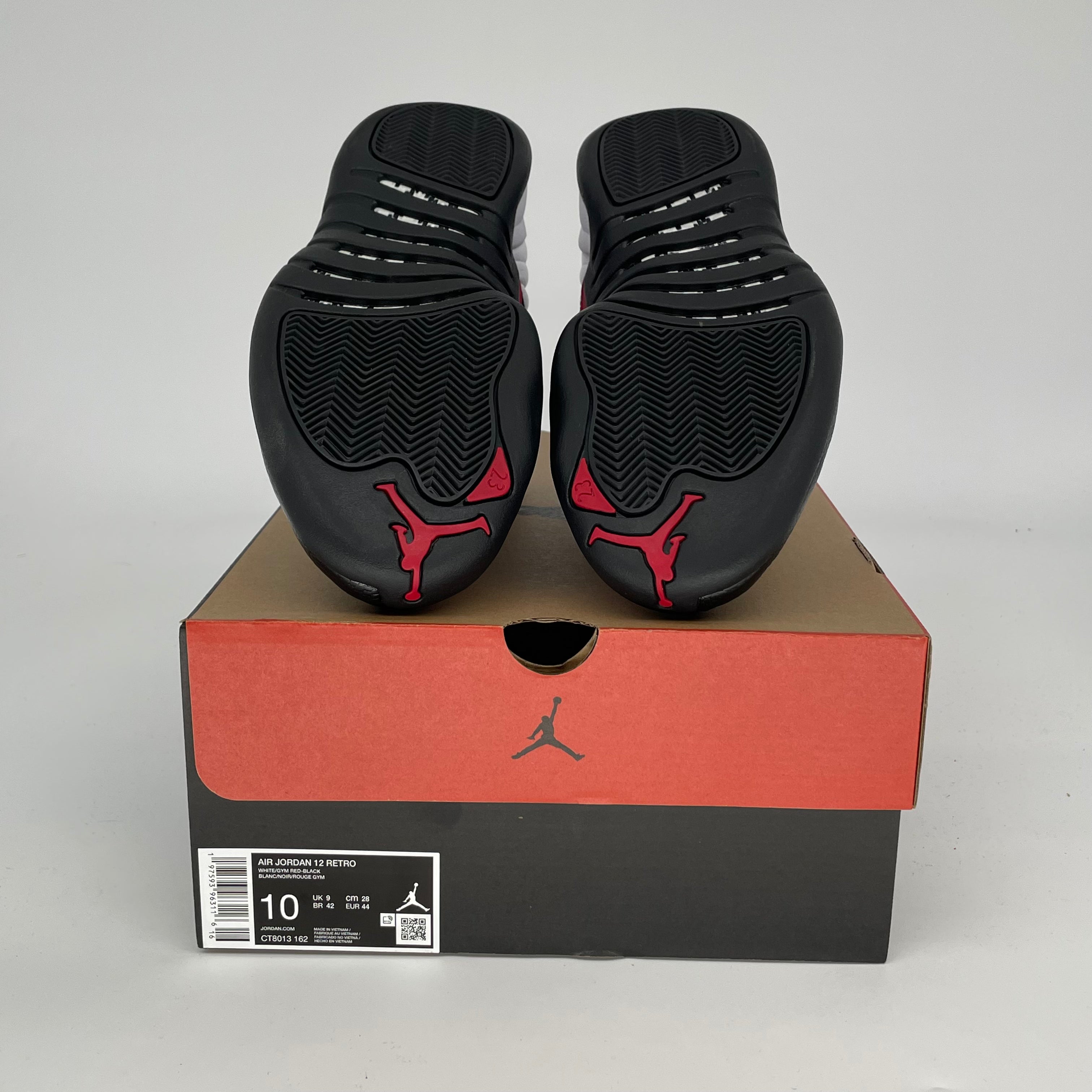 Original Title: AIR JORDAN 12 TAXI FLIP SIZE 10/11.5W CT8013 162   Optimized Title: **Air Jordan 12 Retro 