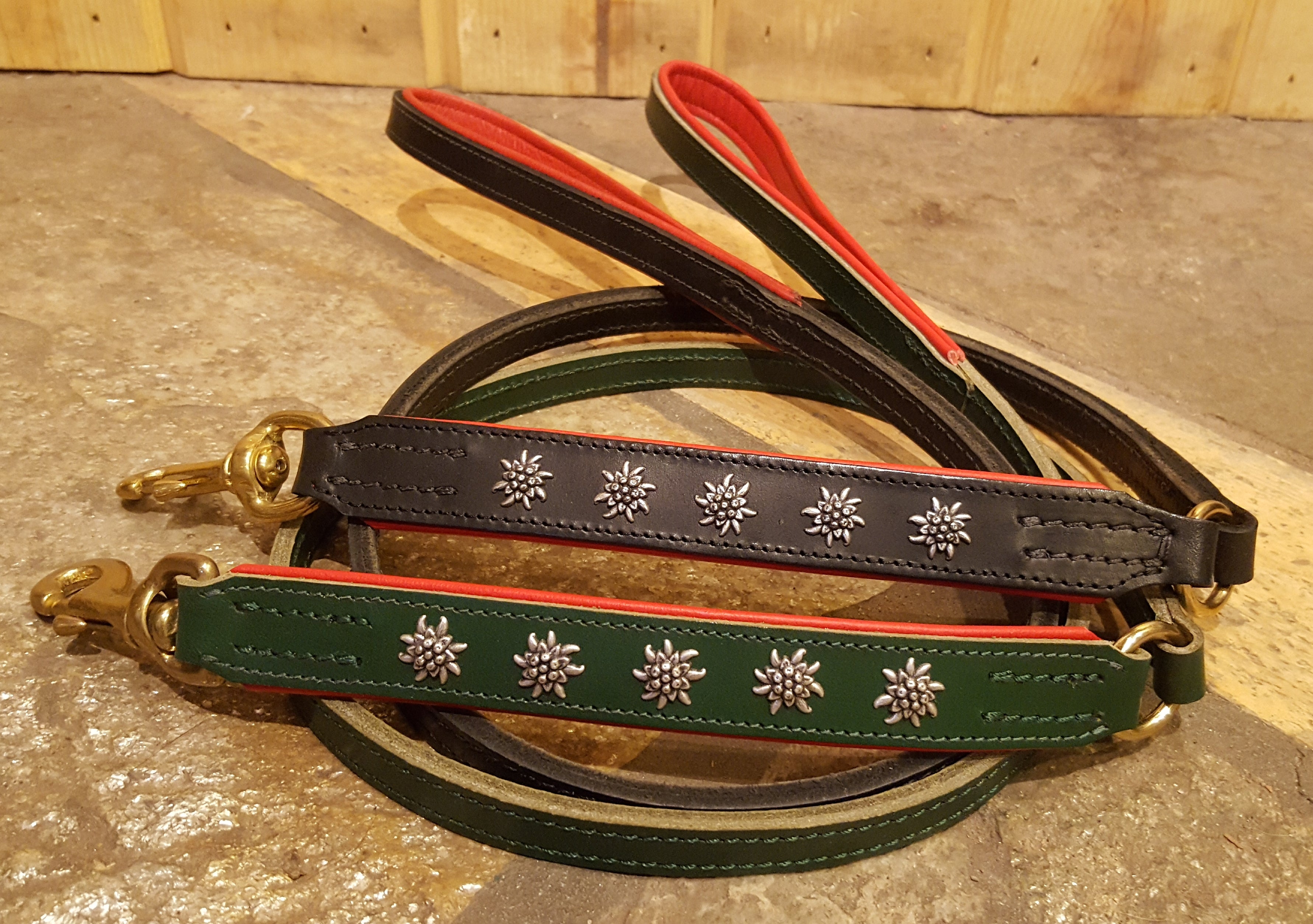 Premium Austrian Alpine Dog Leash - Durable & Adjustable for Hiking, Camping & Outdoor Adventures - Strong Rope Leash for Medium & Large Dogs