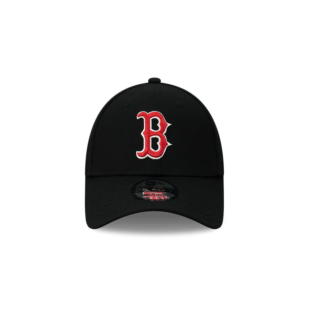 New Era 940 Boston Red Sox Core Casual Strapback Hat - Black & Red Adjustable Baseball Cap for Men & Women - Perfect for Game Day, Sports Events & Streetwear Fashion