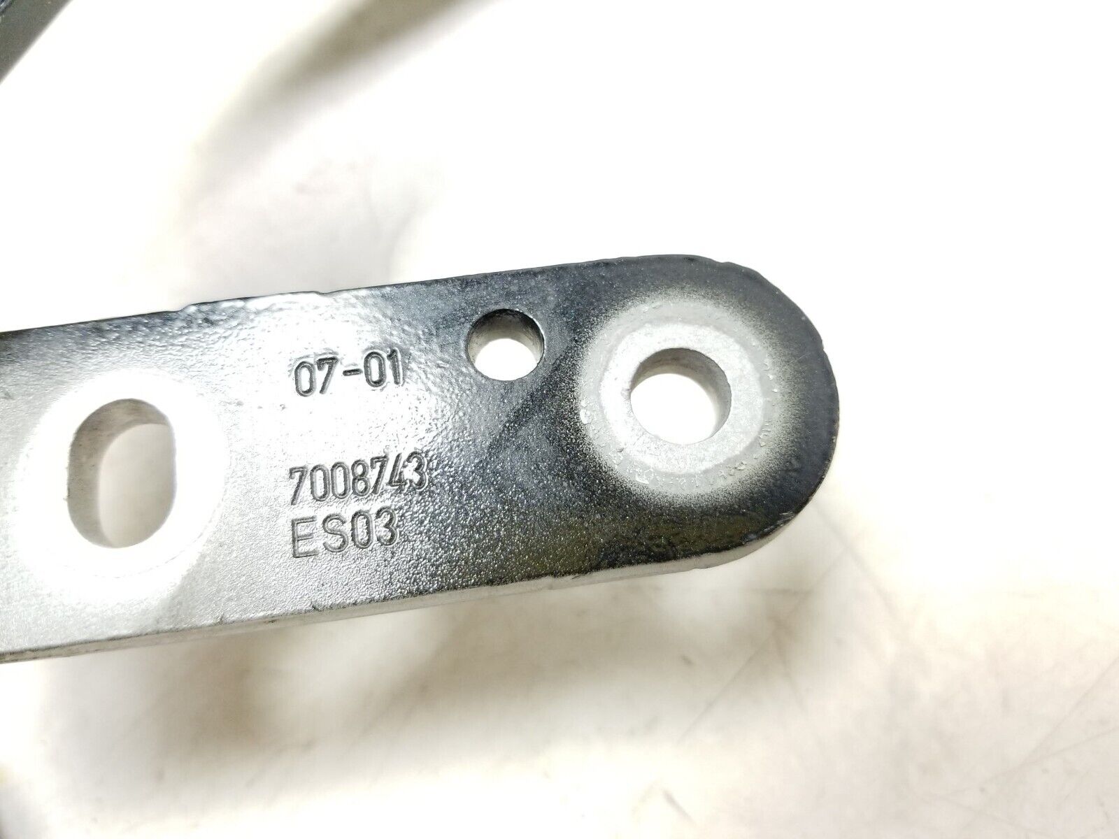 2006-2010 BMW 650i Trunk Lid Hinge Pair - OEM Replacement Parts for Smooth Trunk Operation | Perfect for Car Repair & Maintenance