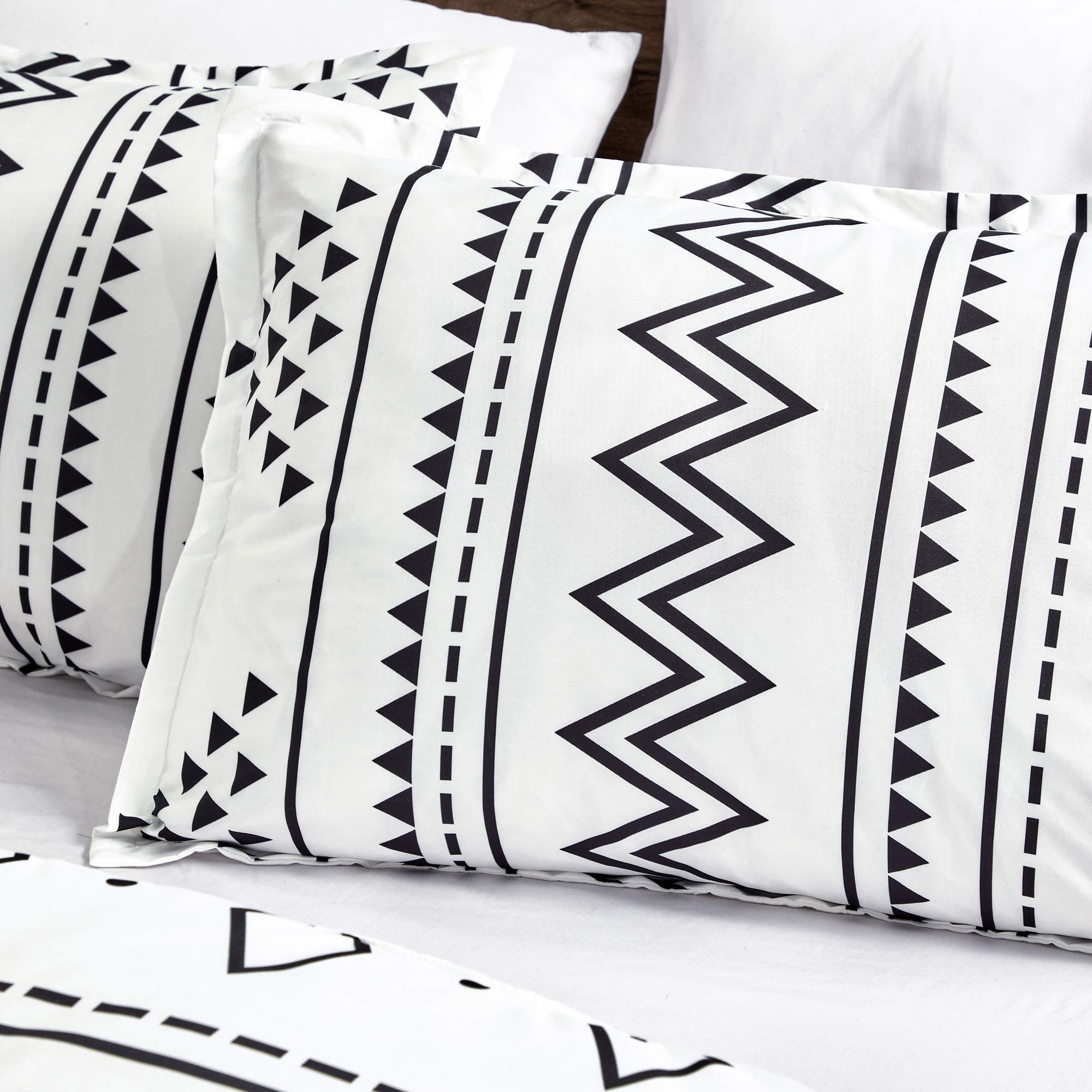 Luxury Aztec Comforter Set - 6 Piece Full/Queen/King Size Microfiber Bedding with Boho Black & White Patterns - Soft & Breathable for All Seasons - Perfect for Master Bedrooms, Guest Rooms & Bohemian Home Decor