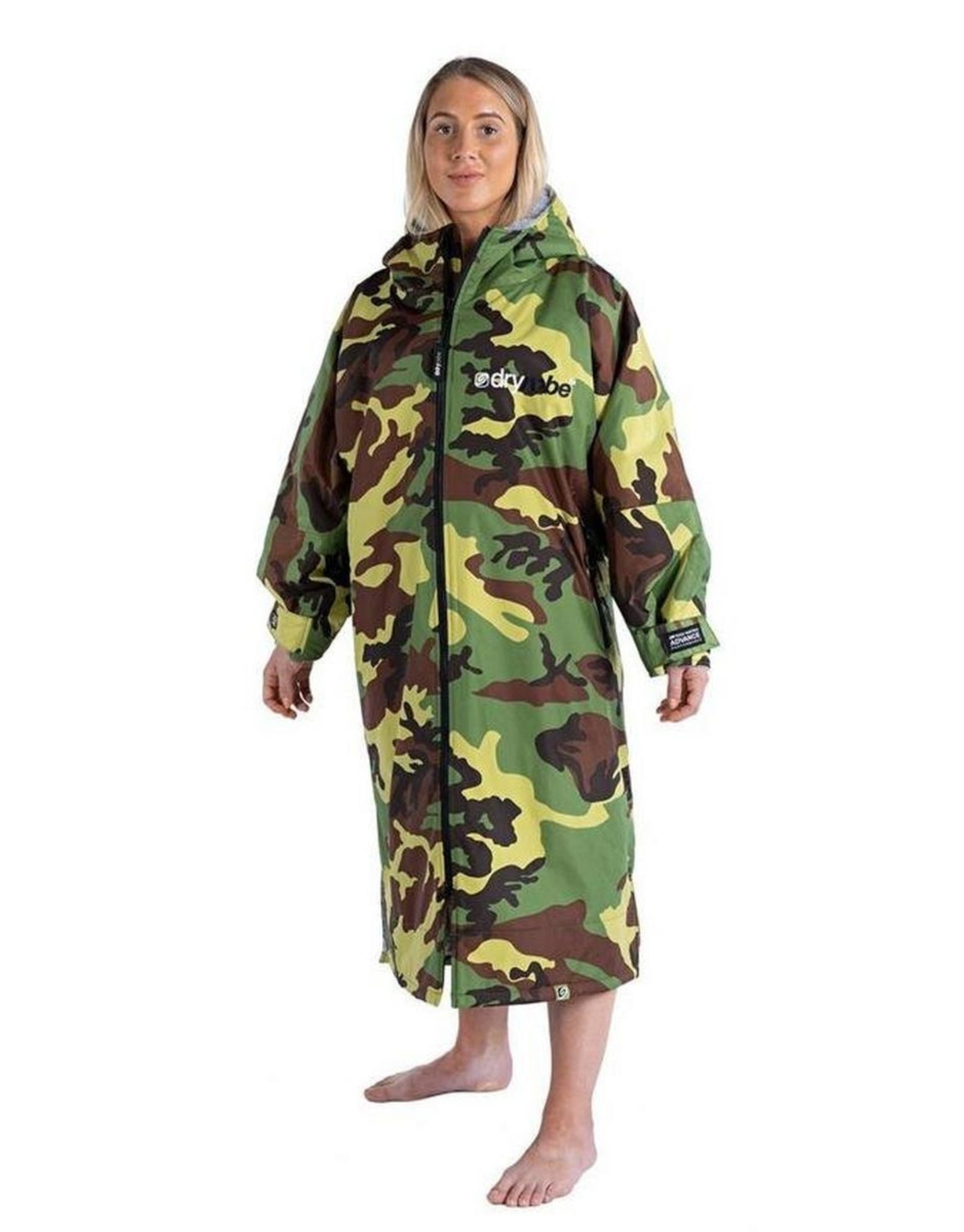 Premium Long Sleeve Camouflage Grey Bathrobe for Adults - Soft & Cozy Loungewear for Relaxing at Home, Spa Days & Winter Comfort
