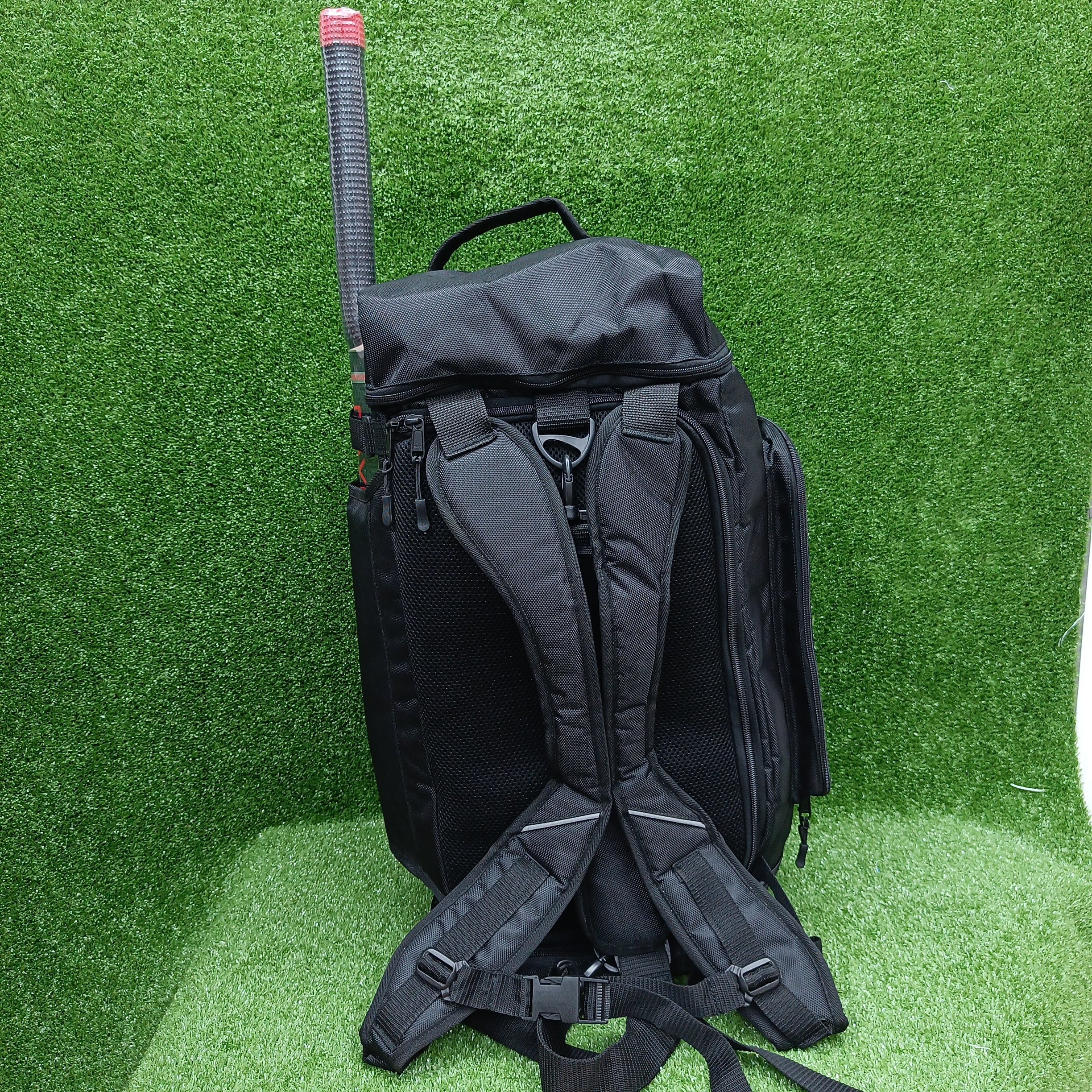 Raydn Riders Junior Cricket Duffle Kit Bag - Lightweight Sports Equipment for Kids | Perfect for Cricket Practice, Travel & School Sports Gear Storage