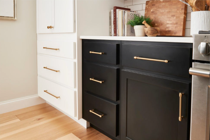 Champagne Bronze Nash Drawer Pulls and Cabinet Knobs - Elegant Hardware for Kitchen Cabinets, Dressers & Furniture - Perfect for Home Renovation and DIY Projects