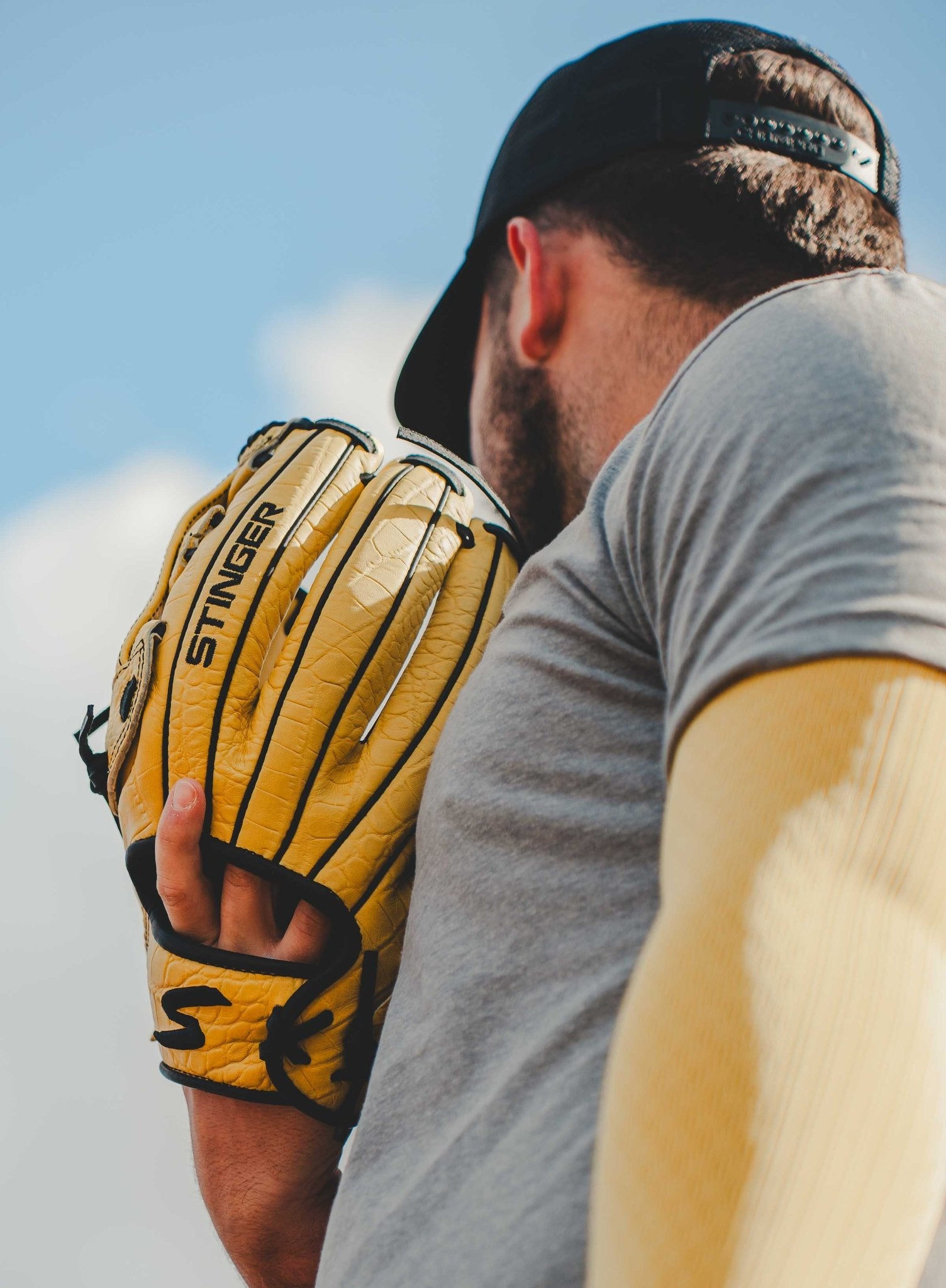 Stinger Yellow Jacket 11.5 Inch Baseball Fielding Glove - Premium Leather Mitt for Youth & Adult Players - Ideal for Infield, Outfield & Practice Sessions