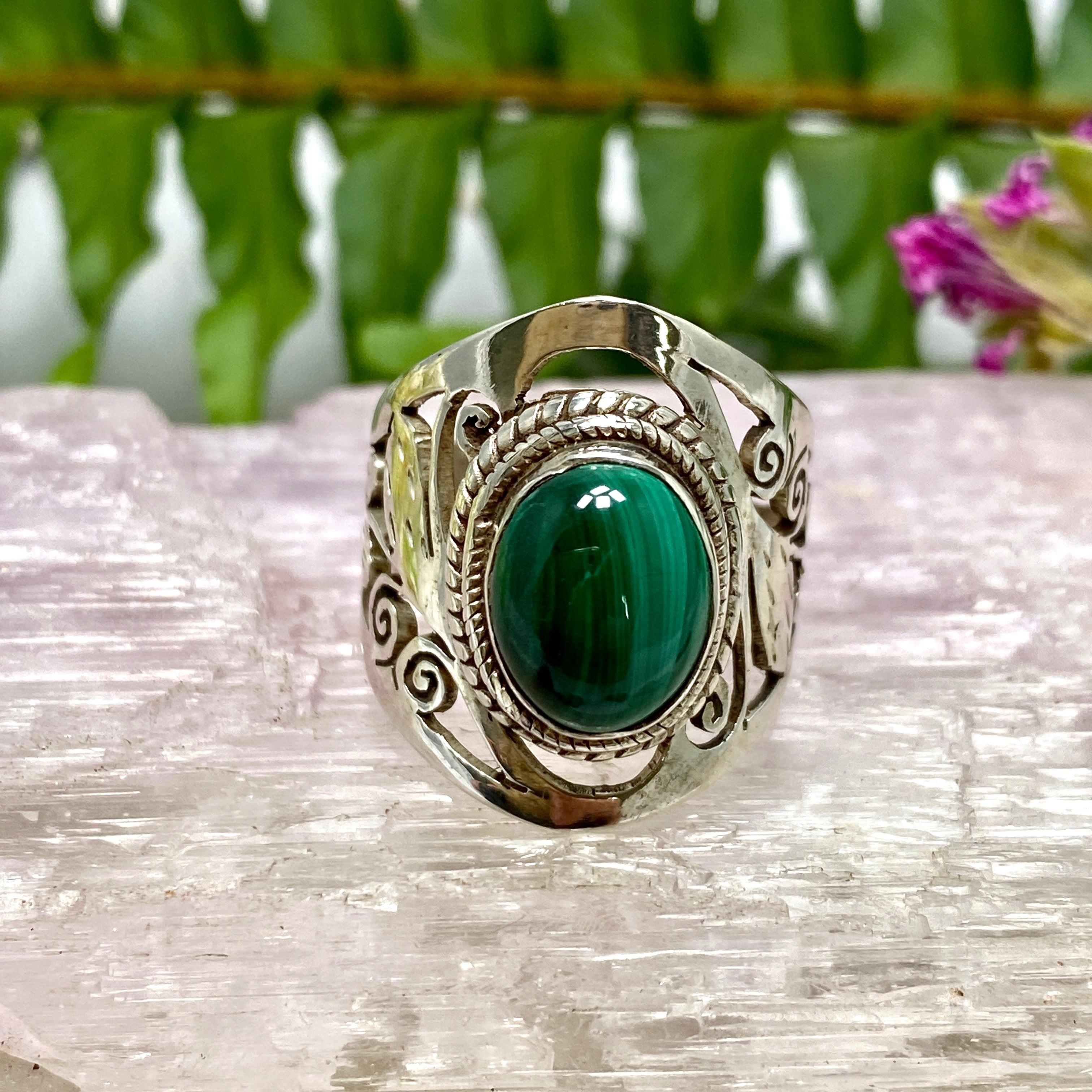 Malachite Oval Cabochon Ring with Detailed Banding - Size 6 - KRGJ340 - Perfect for Boho Jewelry, Gift Giving & Special Occasions