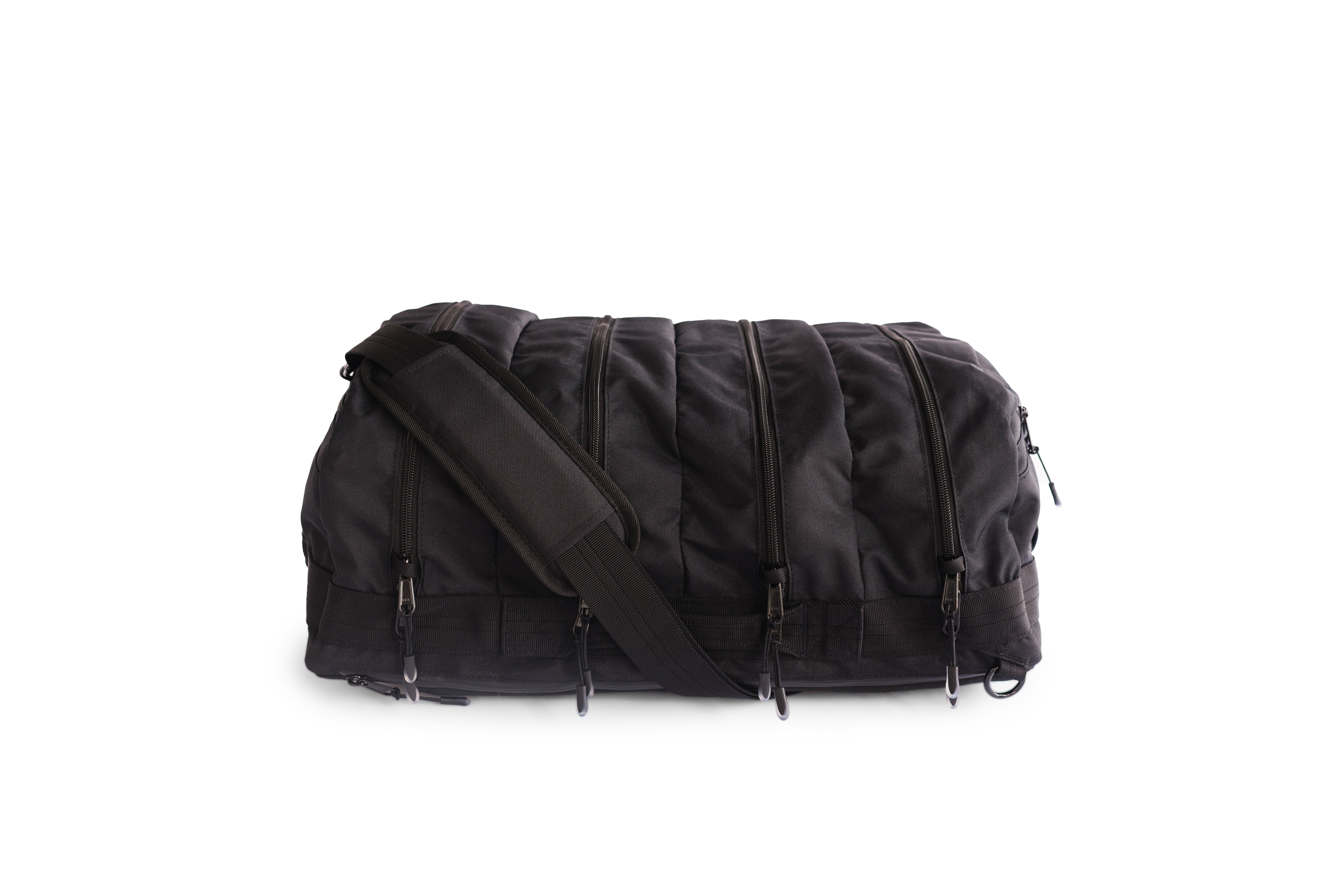30L Tiny Washable Duffel Bag - Lightweight Travel Duffle for Gym, Sports, Weekend Trips & Outdoor Adventures | Water-Resistant & Machine Washable