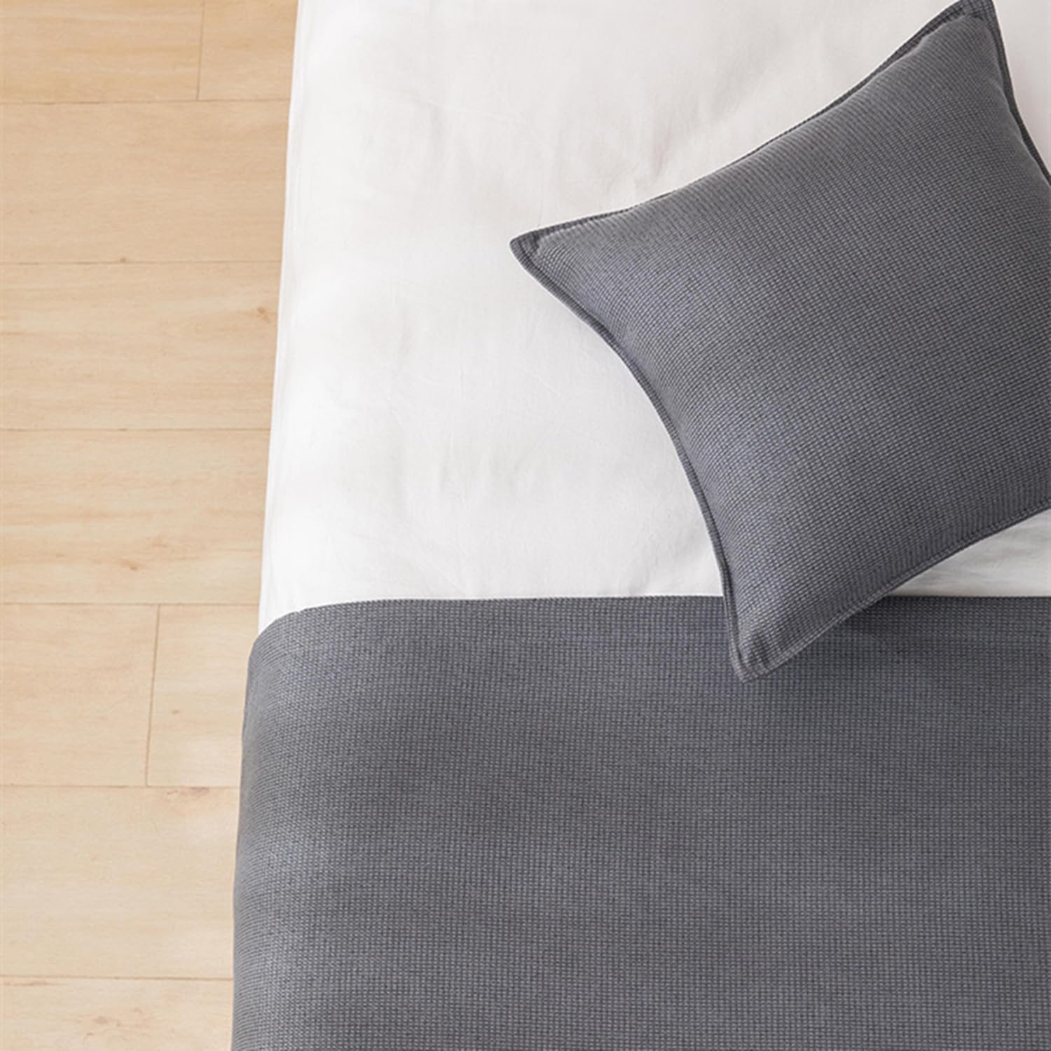 Twelves Waffle Bedrunner Set - Queen Size Decorative Bedding Scarf with 2 Pillowcases for Hotels & Homes, Soft Grey Textured Weave - Perfect for Bedroom Decor, Guest Rooms & Luxury Accommodations