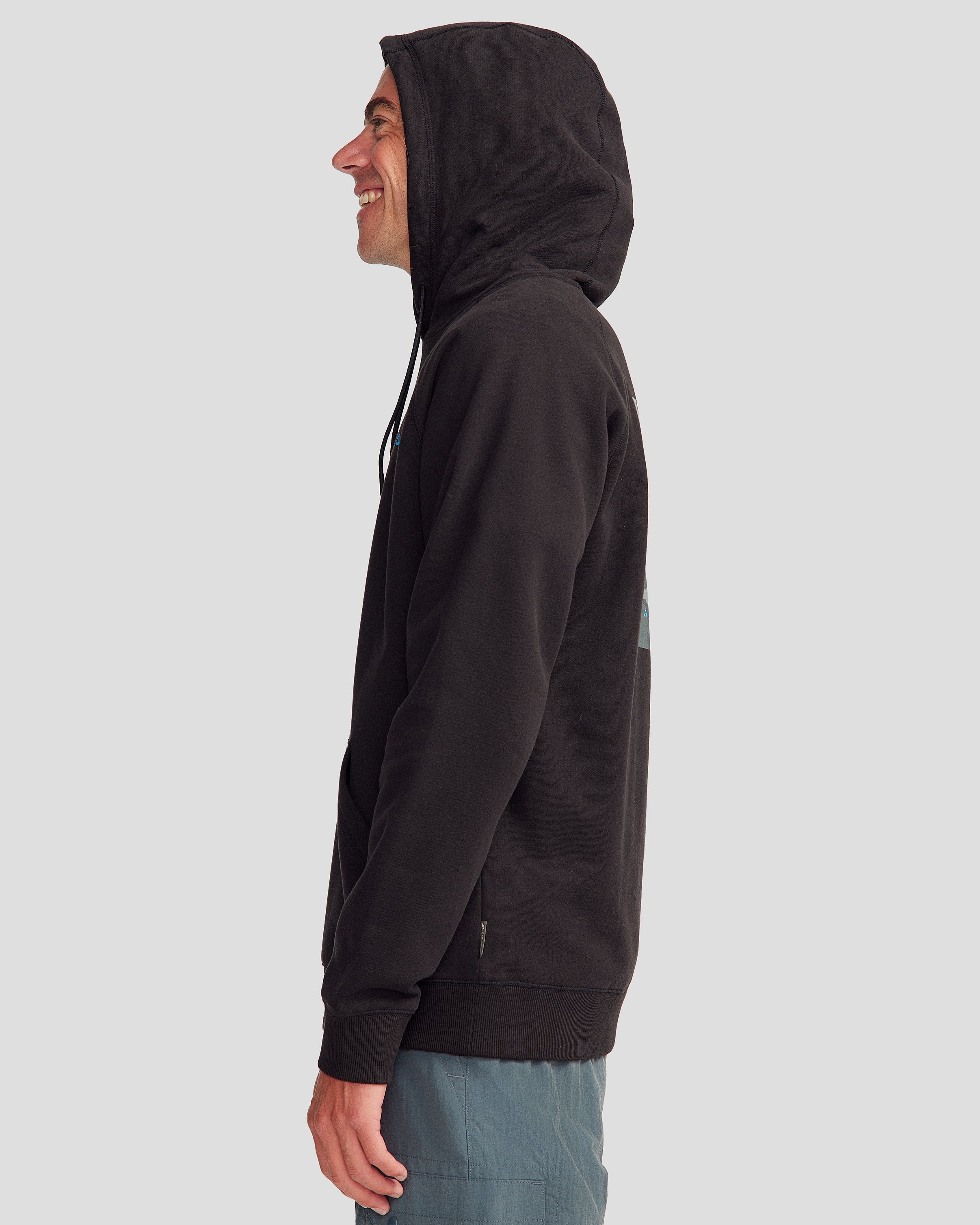 Men's Mountain Camo Brushed Fleece Hoodie - Black Stingray Pattern for Outdoor Hiking & Winter Camping