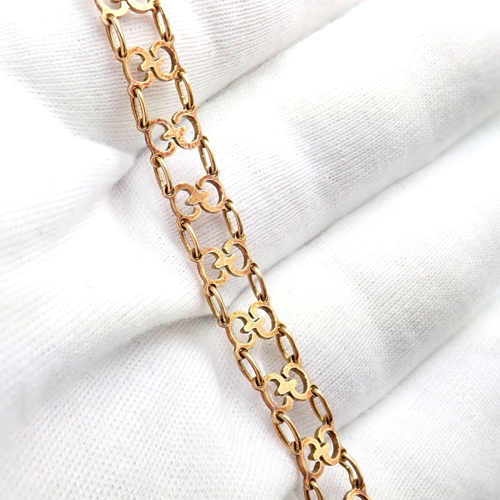 Authentic Vintage Gucci 18k Yellow Gold Logo Bracelet for Women - Luxury Fashion Jewelry Gift for Birthday, Anniversary & Special Occasions