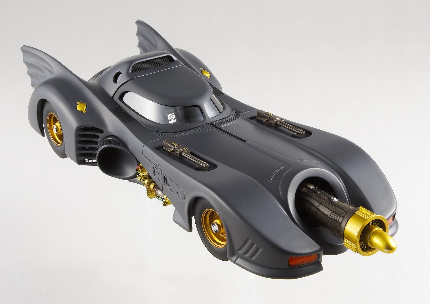 Hot Wheels Elite 1989 Batmobile Die-Cast Car - 1:18 Scale Collectible Model with Display Case | Perfect for DC Comics Fans, Movie Memorabilia Collectors, and Home/Office Decor