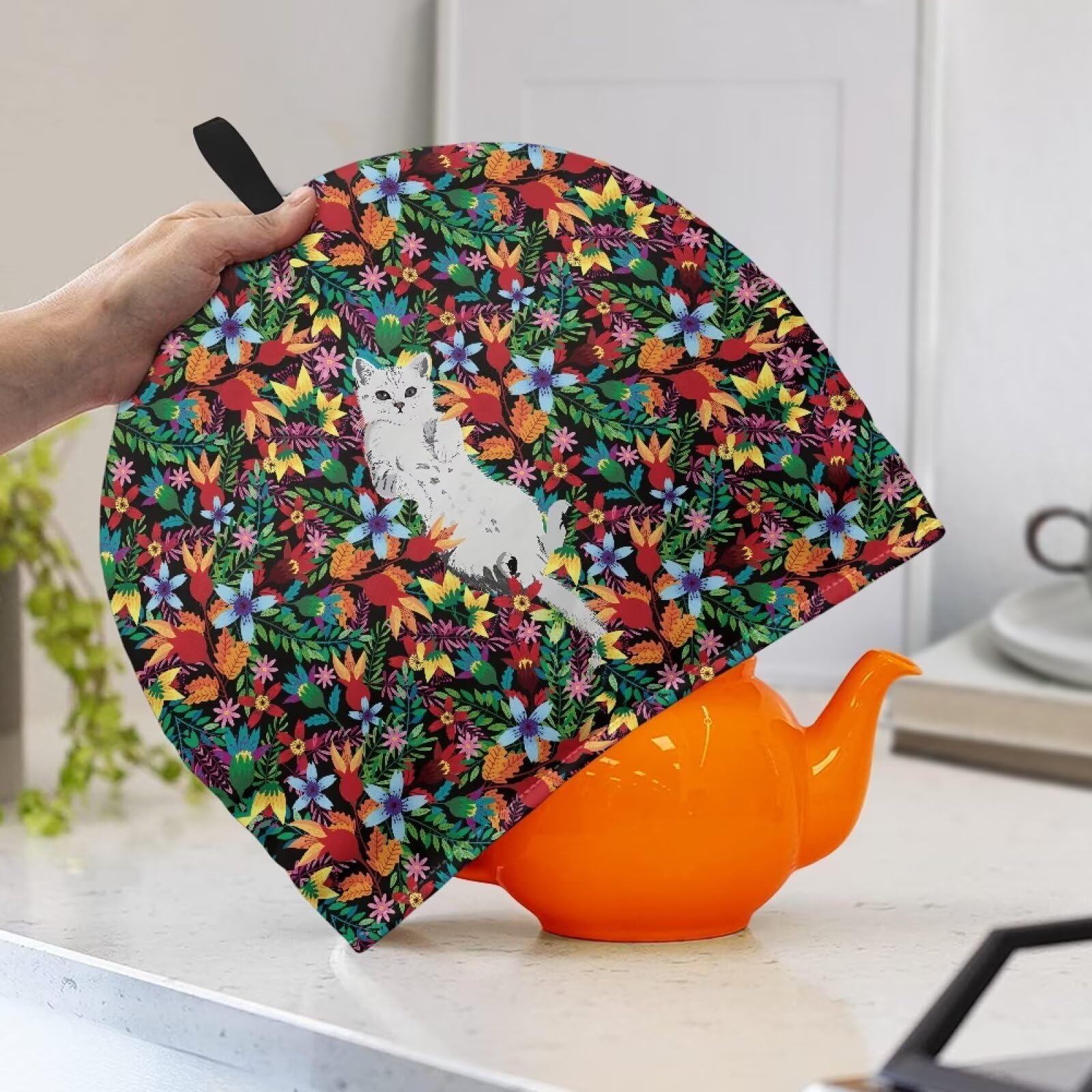 Heat Resistant Tea Cozy for Teapot - Insulated Kettle Cover with Floral Cat Design - Keep Tea Warm for Breakfast & Afternoon Tea - Perfect Kitchen Decor for Home & Office Use