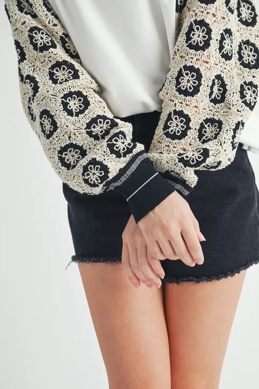 Aemi+Co Women's Crochet Contrast Stitching V-Neck Top - Boho Chic Summer Blouse for Beach, Date Night & Casual Outings
