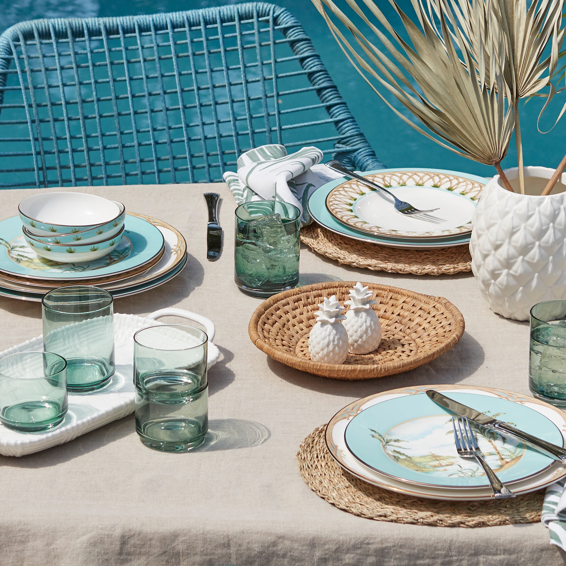 British Colonial Style Bamboo Dinner Plates - 10.5 Inch Round Eco-Friendly Dishes for Dining, Parties & Home Decor