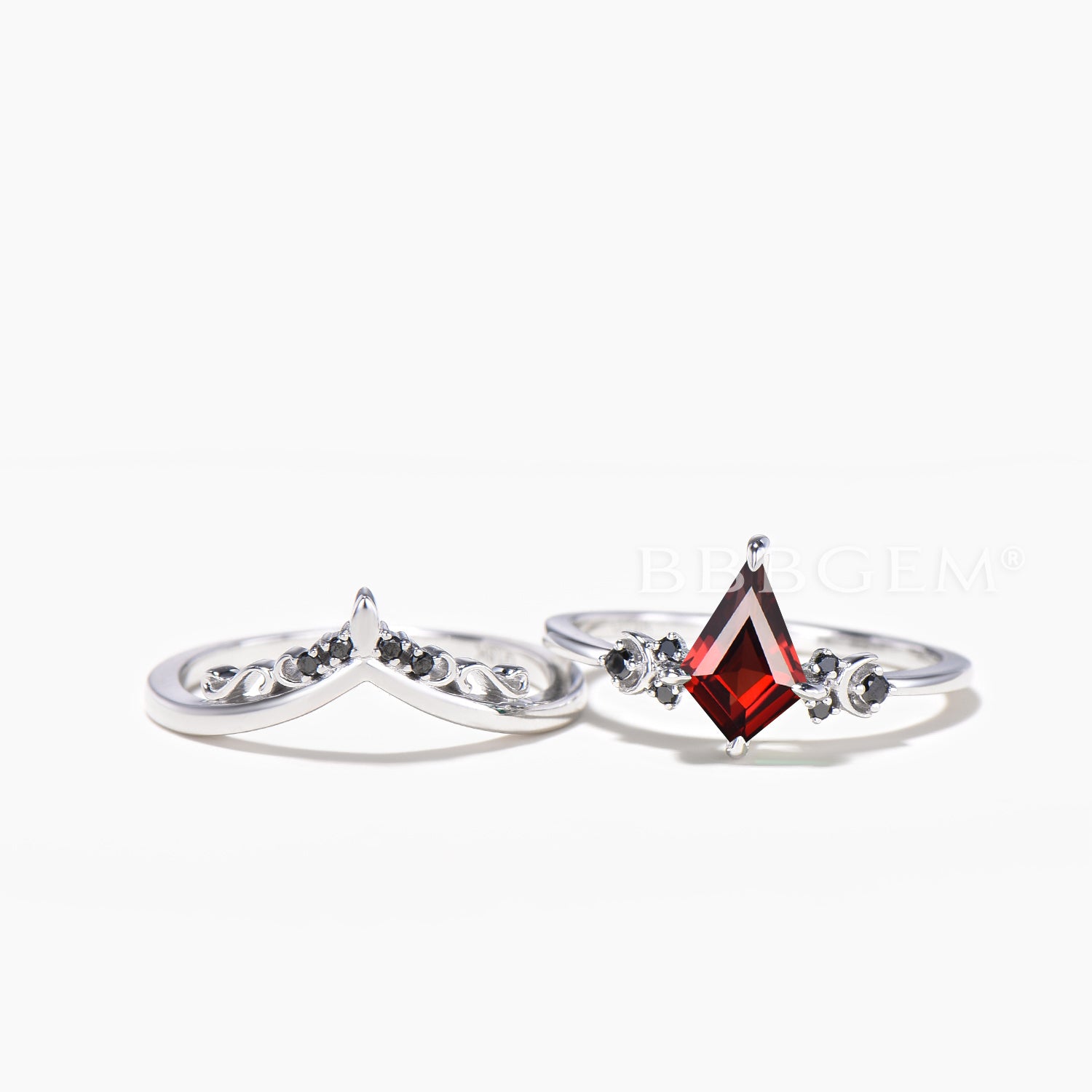 Natural Garnet & Black Spinel Engagement Ring - Celestial Bridal Set for Women | Handmade Wedding Jewelry, Unique Promise Ring, Anniversary Gift for Her | Perfect for Proposals, Weddings & Special Occasions