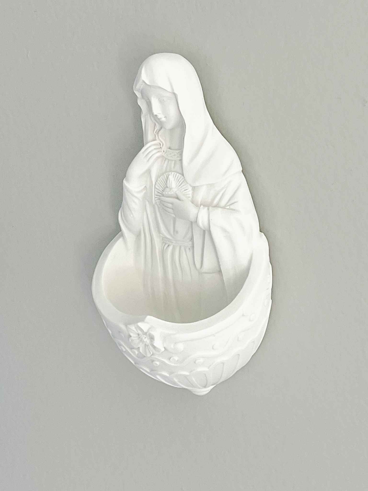 Immaculate Heart Holy Water Font - Religious Home Decor for Prayer & Blessings - Perfect for Church, Home Altar & Sacred Spaces