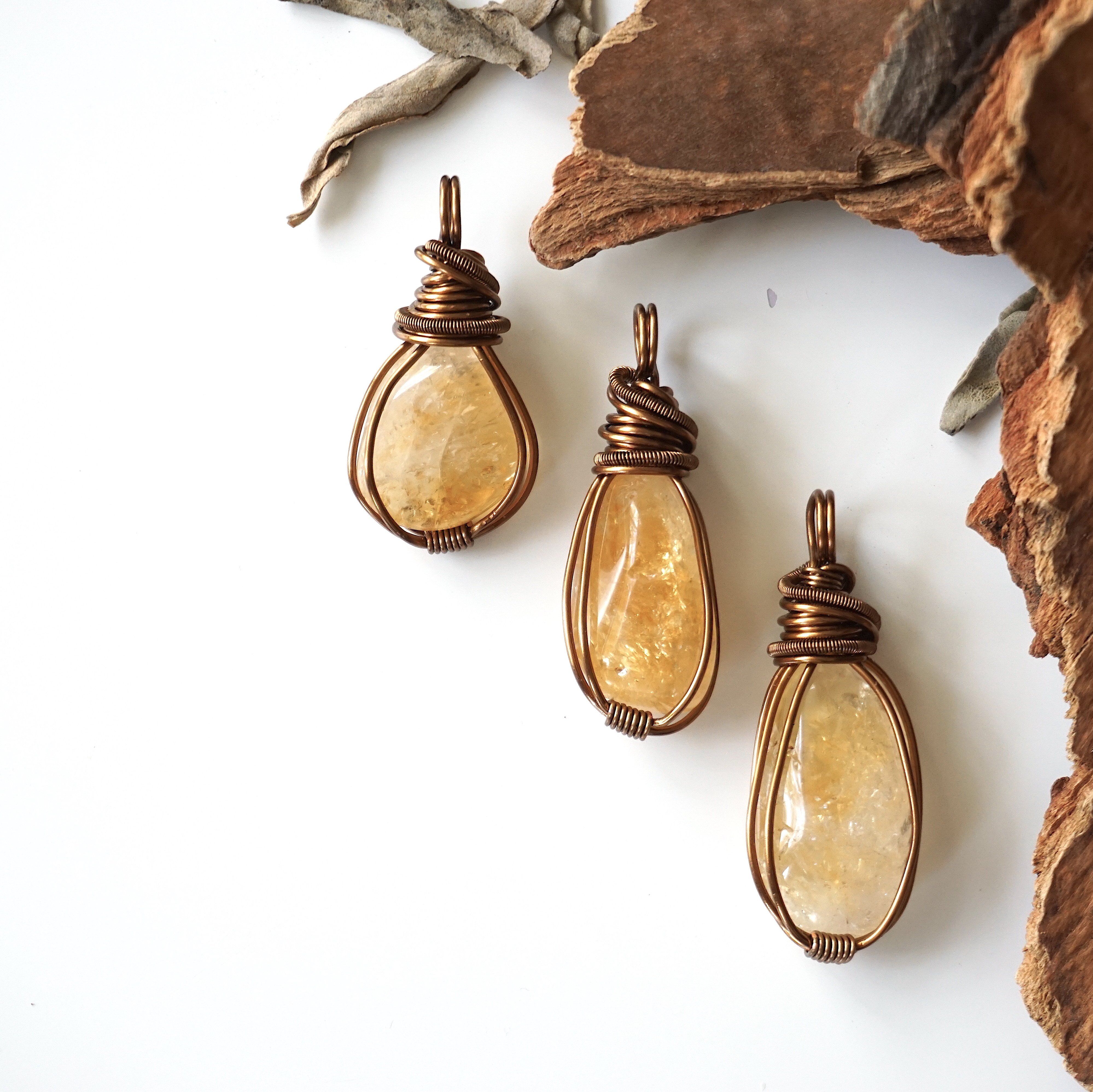 Natural Citrine Gemstone Pendant Necklace in Antique Bronze - Elegant Jewelry for Women, Perfect for Everyday Wear & Special Occasions