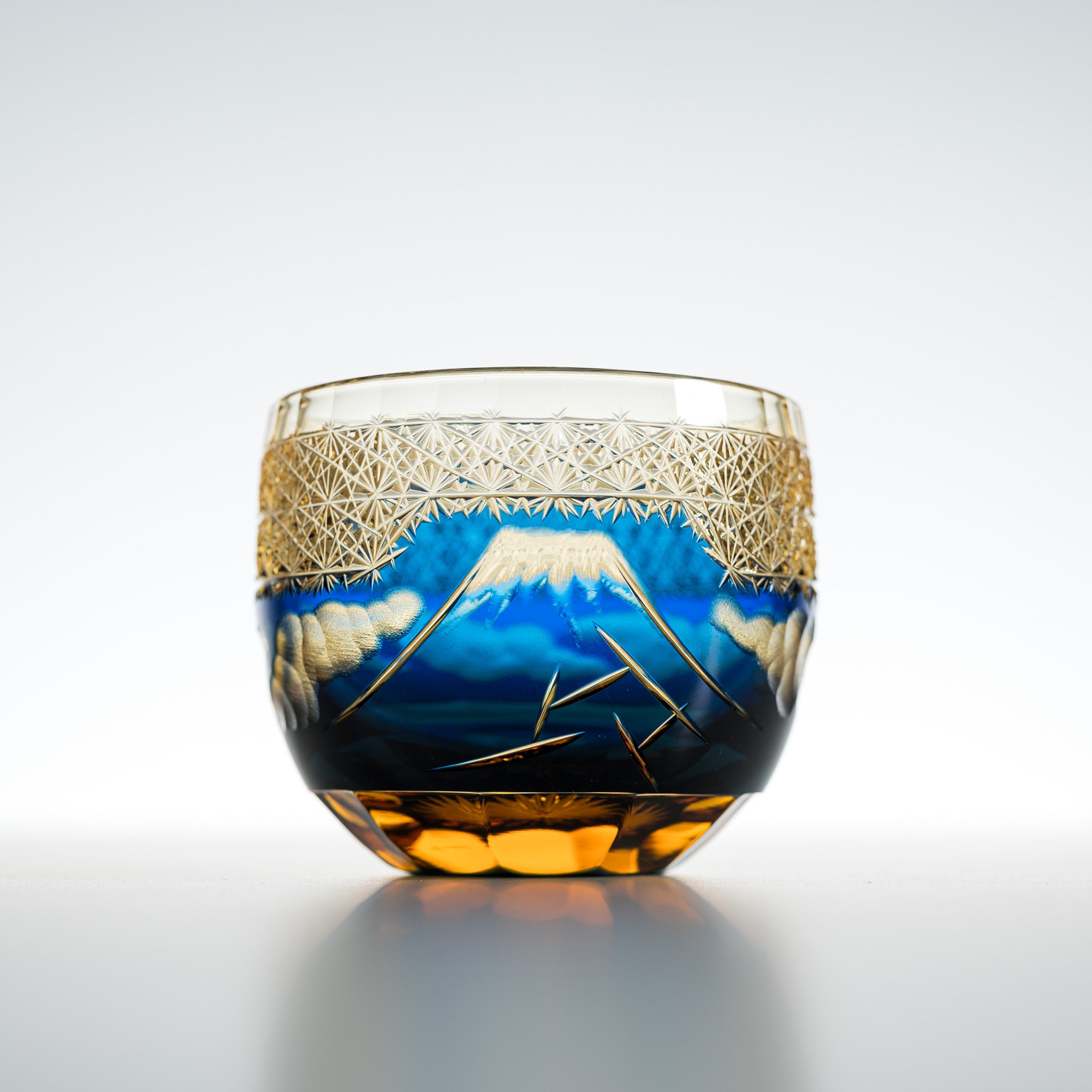 Premium Yamada Crystal Glass Sake Cups with Mt. Fuji Design - Amber & Blue Japanese Drinking Glasses for Sake, Whiskey & Cocktails - Elegant Gift for Home Bar & Asian Dining Experience