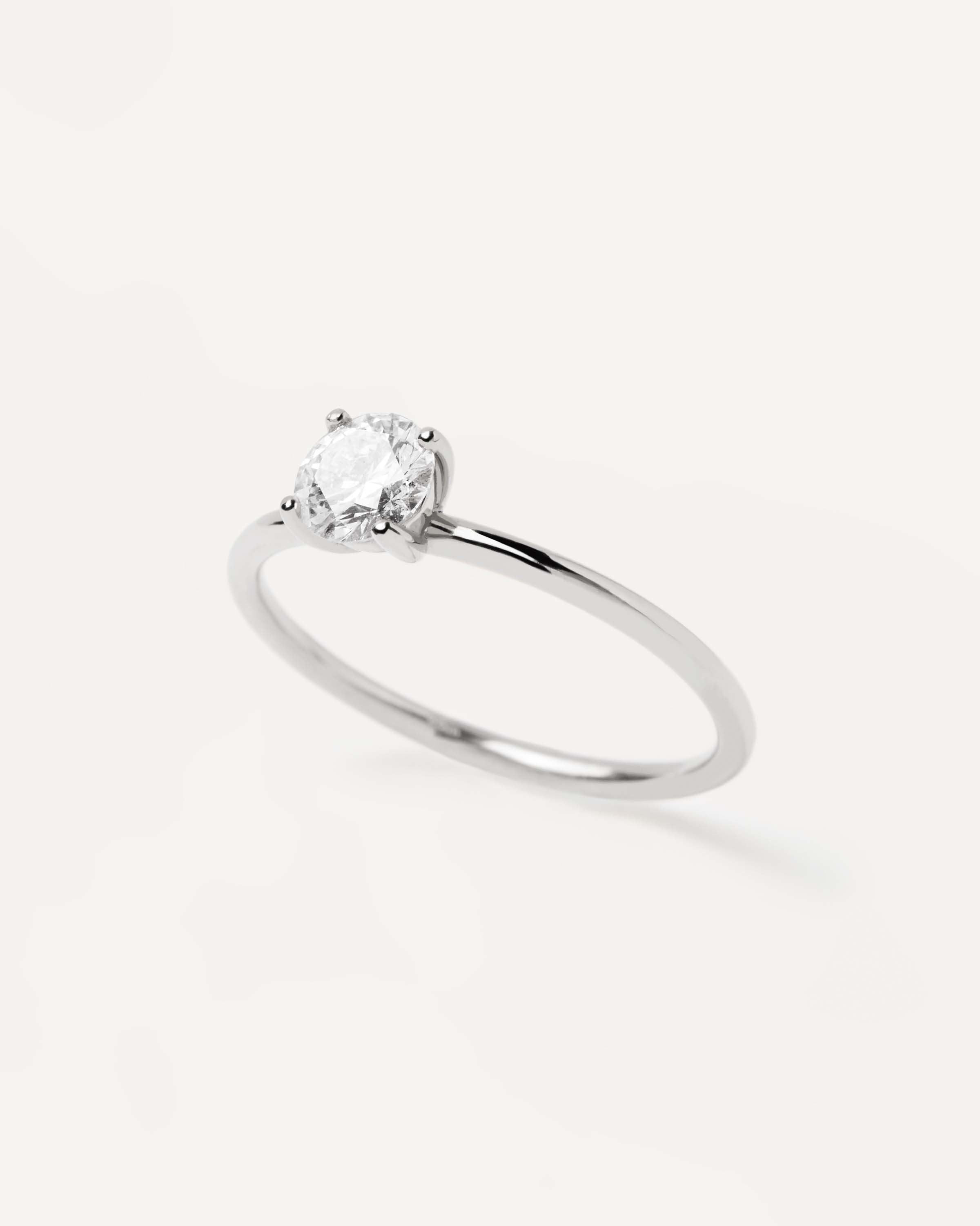 Exquisite Solitaire Diamond Ring in 14K White Gold - Perfect for Engagement, Wedding & Anniversary Gifts