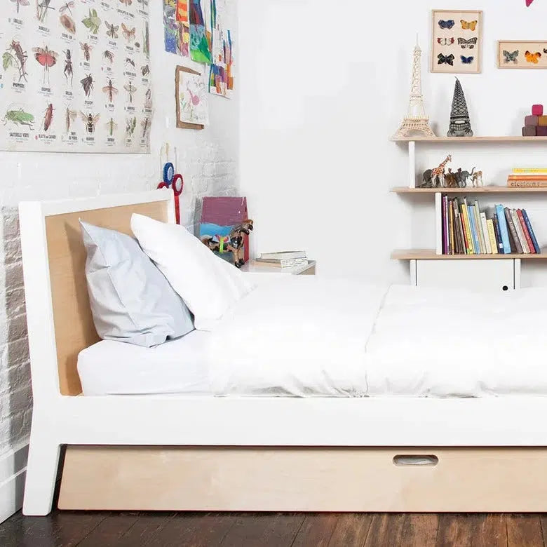 Oeuf Sparrow Twin Bed in Birch - Modern Kids Bedroom Furniture for Small Spaces & Nursery Decor
