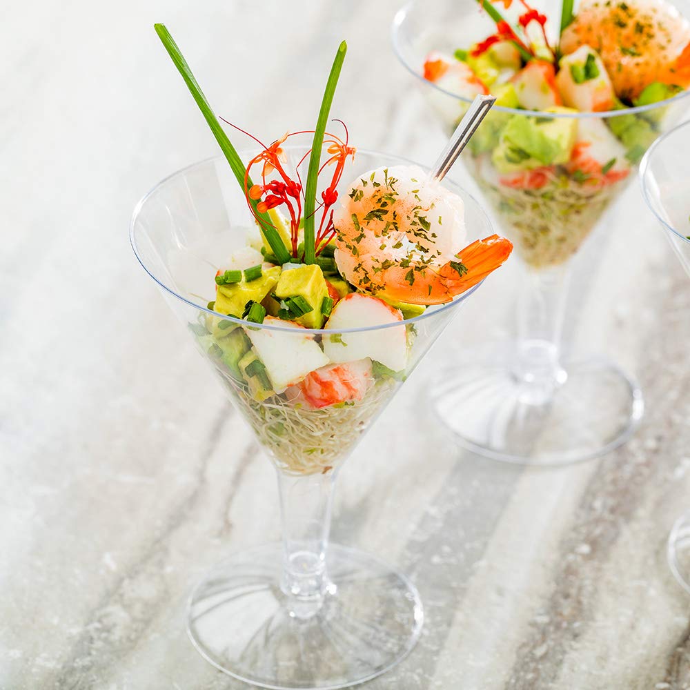 Premium 7.5 oz Clear Plastic Martini Glasses - 100-Pack Round Disposable Cocktail Cups for Weddings, Parties & Events | Restaurantware Unassembled Barware for Easy Storage & Transport
