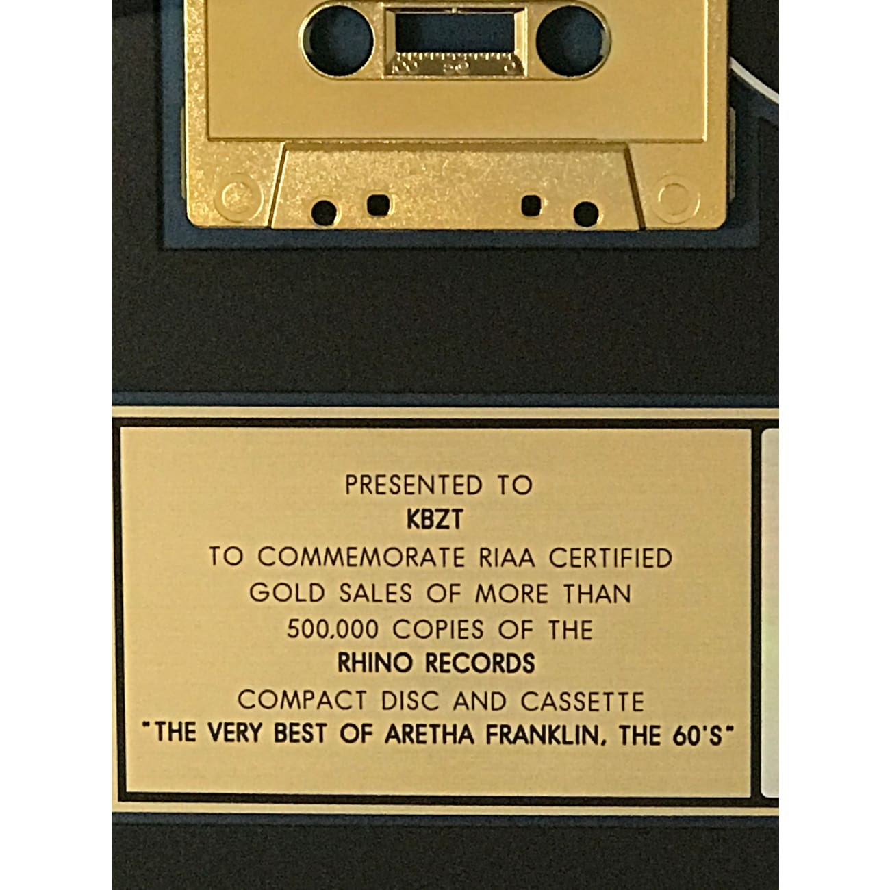 Aretha Franklin The Very Best 60s Collection - RIAA Certified Gold Album Award - Perfect for Music Collectors & Soul Music Lovers