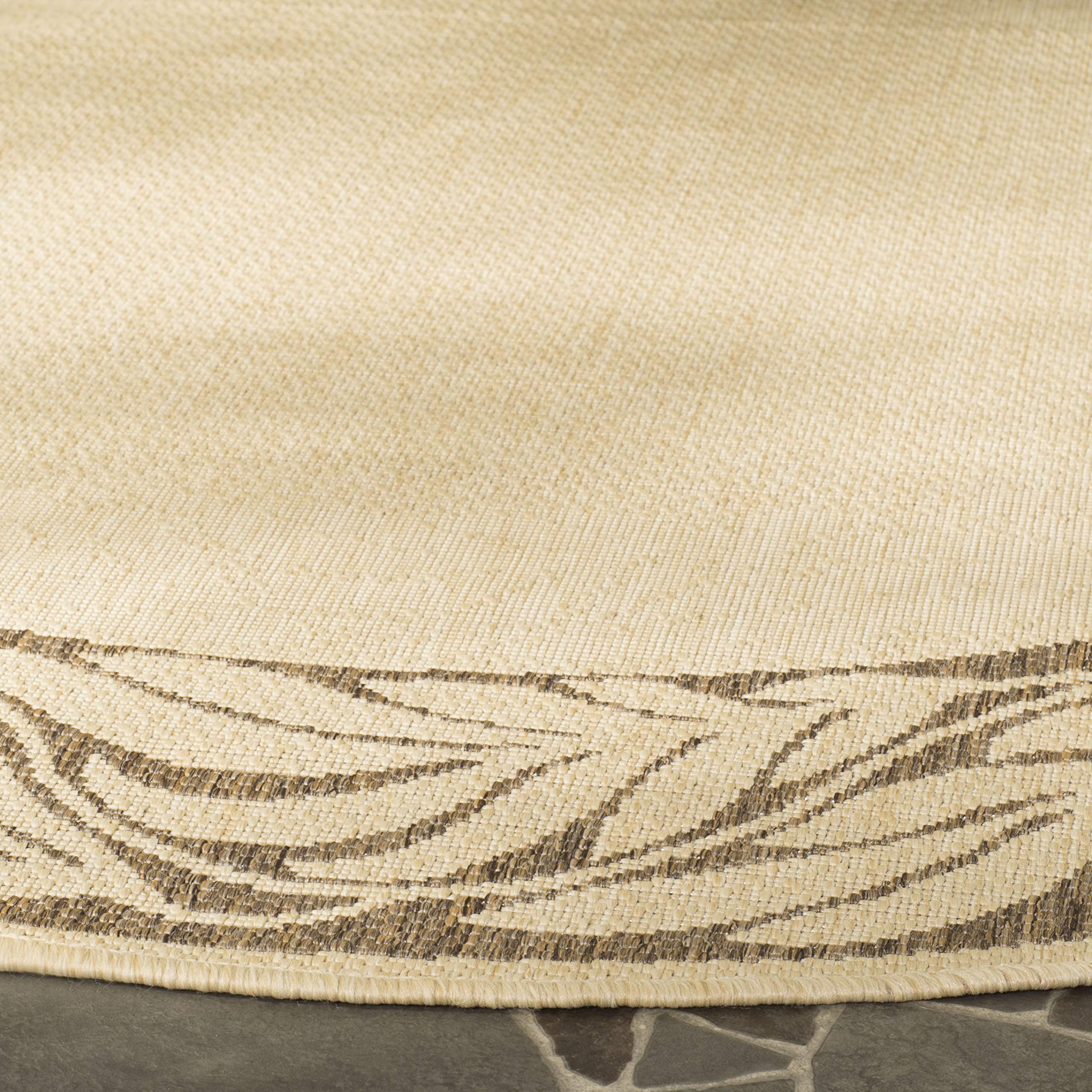SAFAVIEH Courtyard Collection 6'7