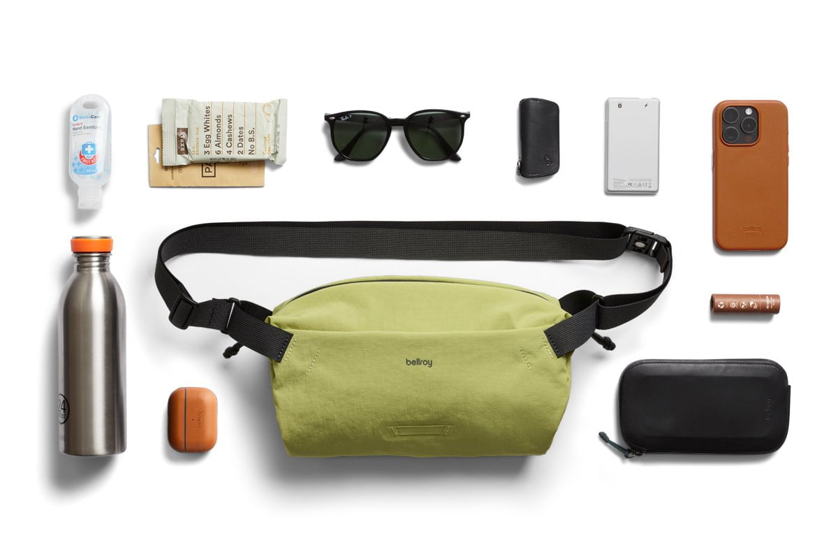 Bellroy Lite Sling - Compact Crossbody Bag for Men & Women | Water-Resistant Travel Sling Pack | Perfect for Hiking, Commuting & Everyday Carry (Black)