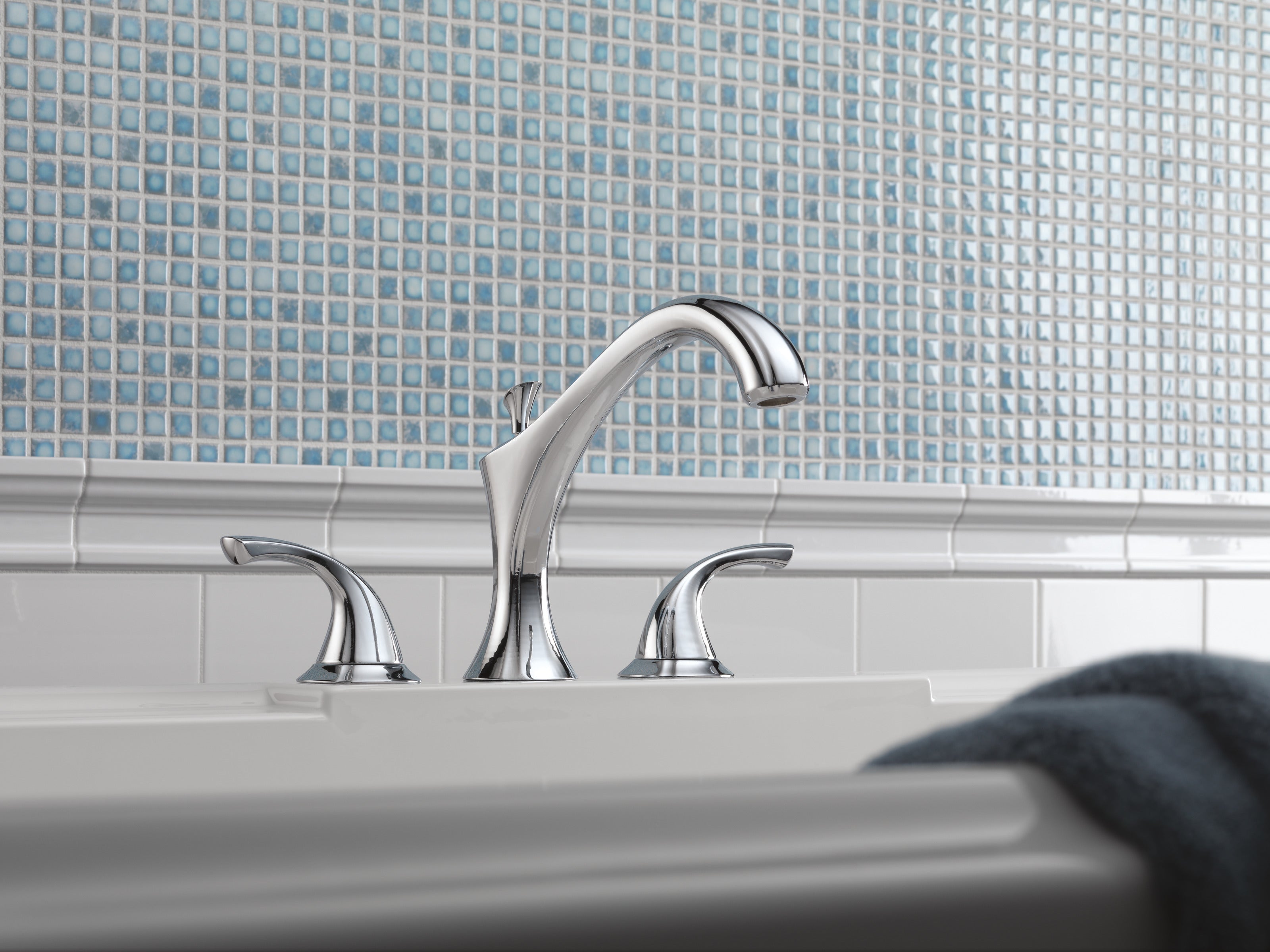 Delta Addison Roman Tub Faucet Trim in Chrome - Model T2792 | Elegant Bathroom Fixture for Luxury Bathtubs & Spa Retreats