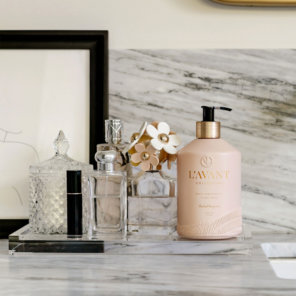 Premium Hand Soap with Blushed Bergamot Scent - Moisturizing & Antibacterial - Ideal for Home, Office & Bathroom Use