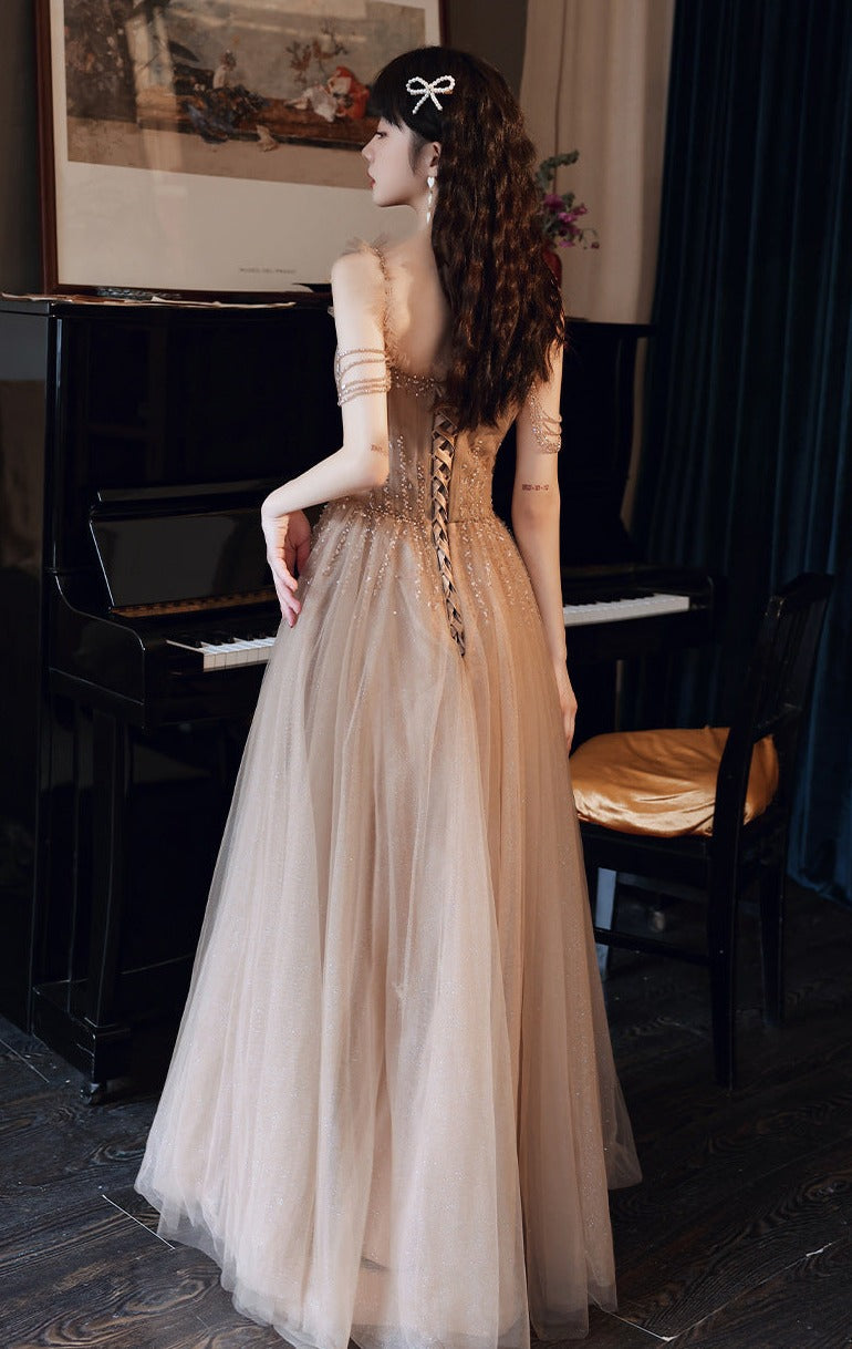 Elegant Champagne A-Line Tulle Prom Dress with Spaghetti Straps - Formal Evening Gown for Homecoming, Wedding, and Special Occasions - Style 307
