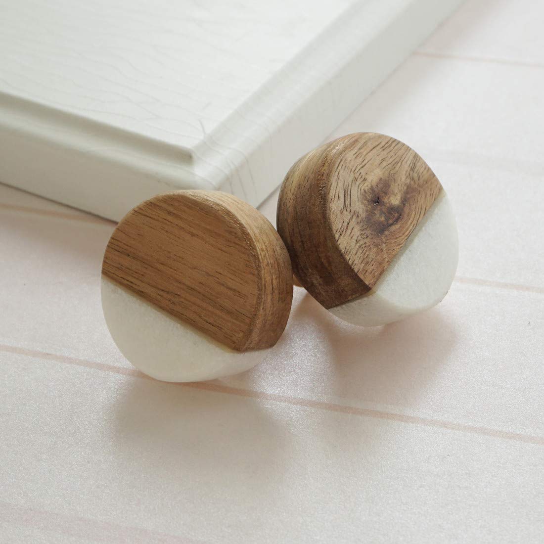 LBFEEL Unique Wood Drawer Knob - Modern White Stone Cabinet Pulls - Single Hole Dresser Handle Hardware (1 Piece) - Perfect for Kitchen Cabinets, Bathroom Vanities & Furniture Upgrades