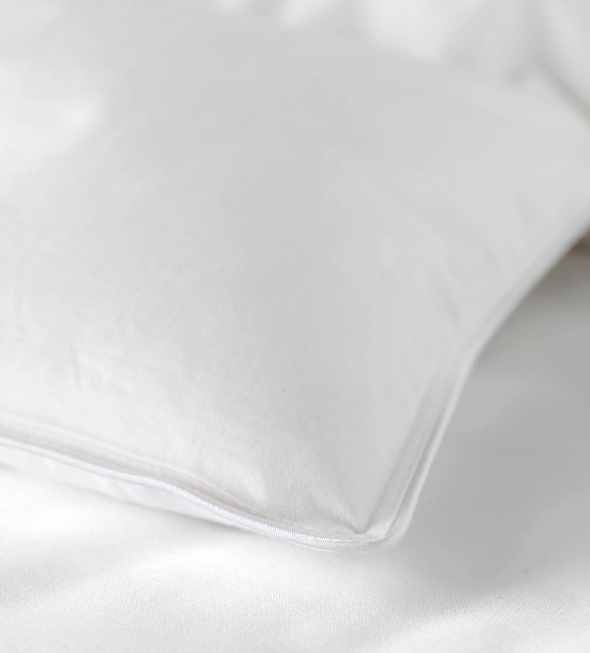 Premium European Goose Down Duvet - 100% Natural White Goose Feather Fill - Single Size for Ultimate Comfort - Perfect for Bedroom, Guest Room & Cozy Winter Nights