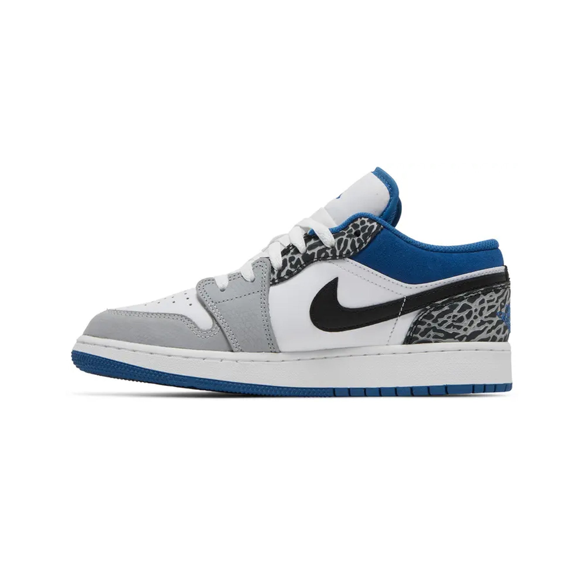 Air Jordan 1 Low SE 'True Blue' GS Sneakers for Women & Girls (2022) - Comfortable Basketball Shoes for Casual Wear & Street Style Fashion