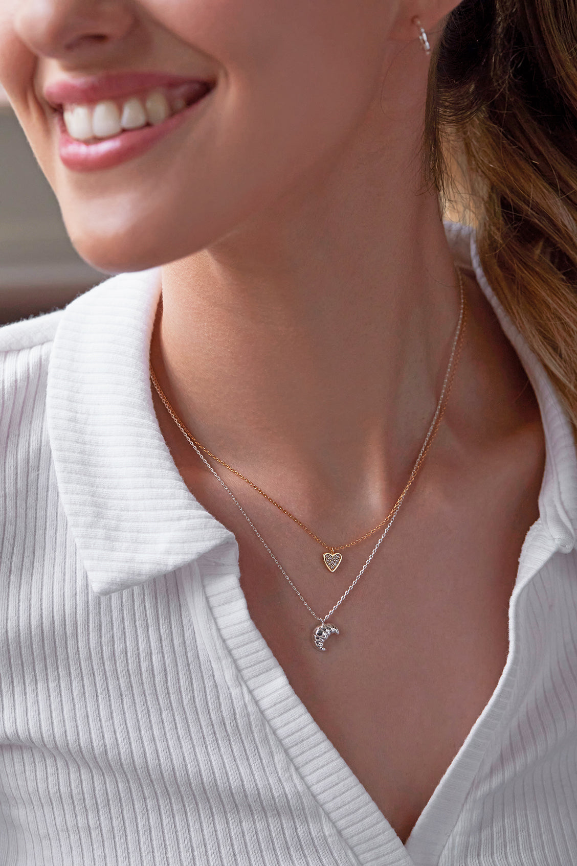 Elegant Croissant Pendant Necklace - 18K Gold Plated Dainty Pastry Charm Jewelry for Women - Perfect for Everyday Wear, Date Nights & Gift Giving