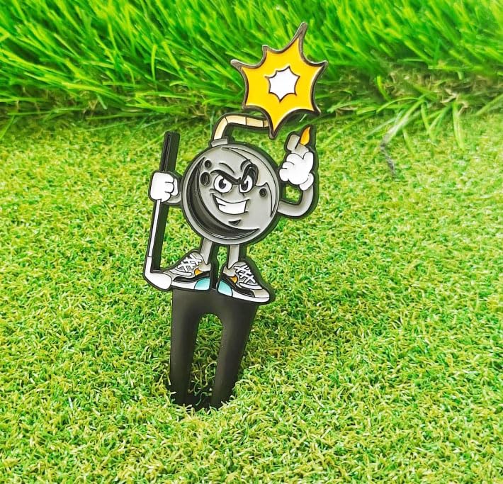 Premium Golf Ball Marker & Alignment Tool with Hat Clip, Divot Repair, Cleaner & Club Holder – Perfect Golf Training Aid & Gift for Men & Women – Ideal for Practice, Tournaments & Casual Play