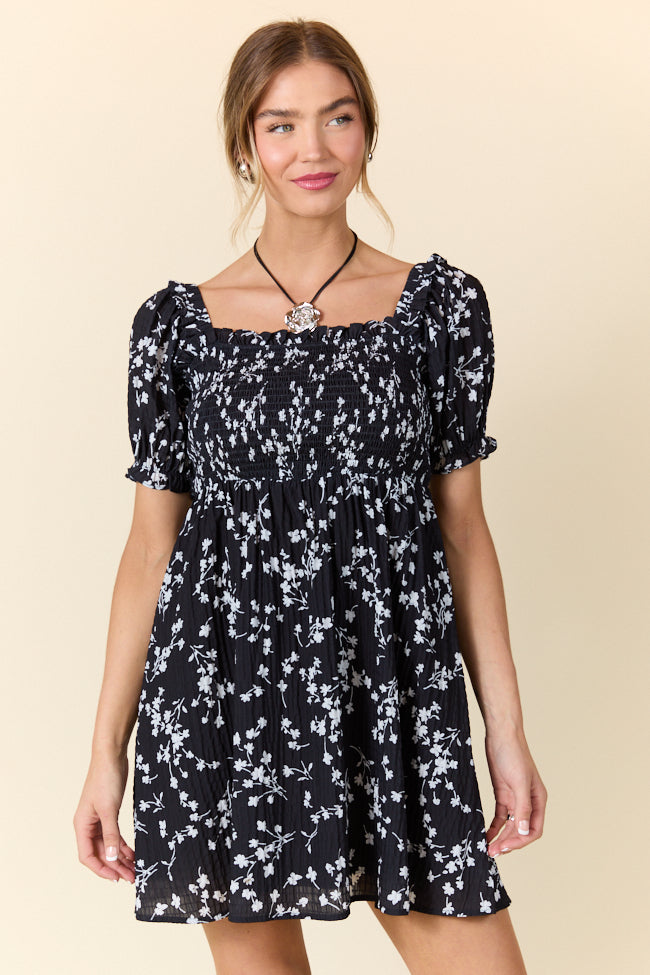 Black and White Floral Dress for Women - Elegant Summer Maxi Dress with V-Neck & Flowy Skirt - Perfect for Beach Vacations, Weddings, and Date Nights