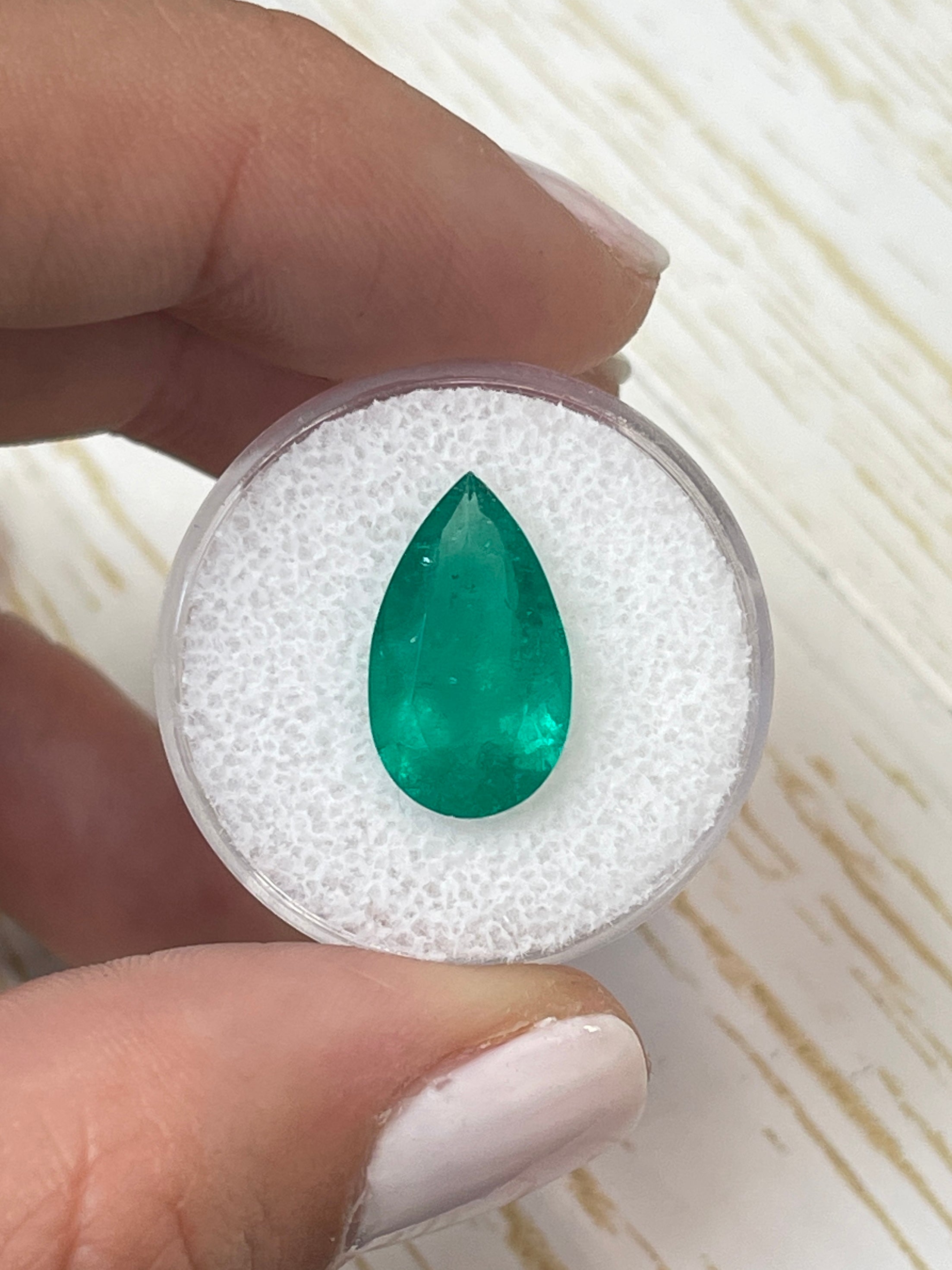 4.73 Carat 16x10mm Deep Green Natural Loose Colombian Emerald Pear Cut Gemstone for Jewelry Making, Engagement Rings & Luxury Gifts
