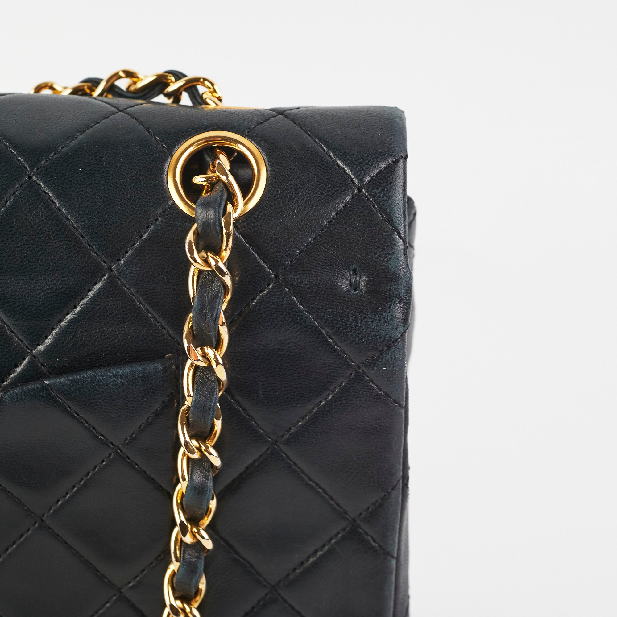 Vintage Chanel Quilted Lambskin Medium/Large Black Handbag with 24K Gold Hardware - Luxury Designer Purse for Women, Perfect for Evening Events & Special Occasions