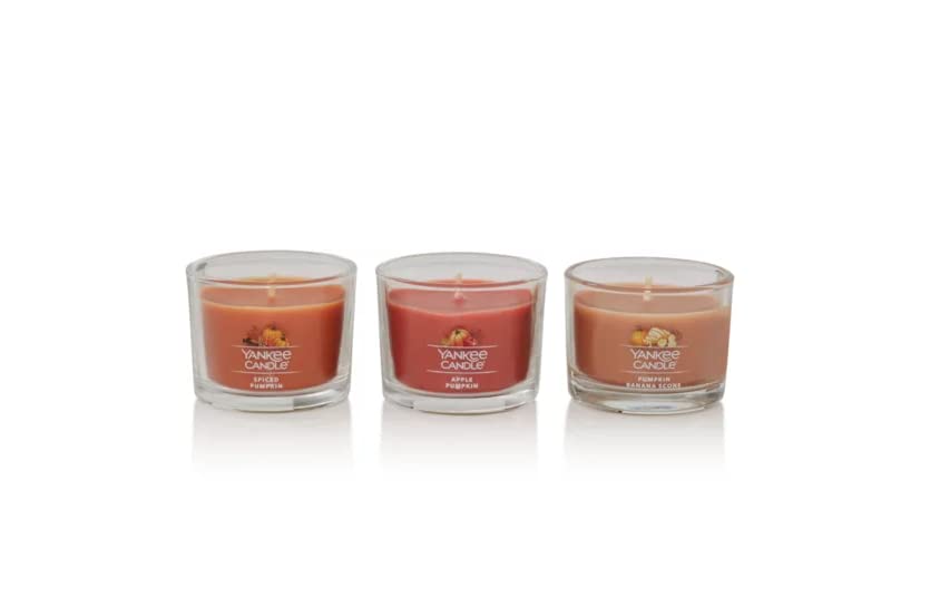 Yankee Candle Seasonal Gift Set - 3 Mini Scented Candles (Spiced Pumpkin, Apple, Pumpkin Banana Scone) | Holiday Home Decor, Fall Aromatherapy, Cozy Gift Idea for Christmas & Thanksgiving