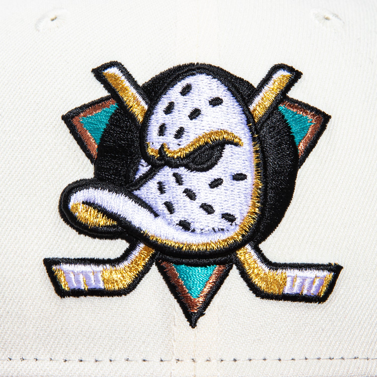 New Era 59Fifty Anaheim Ducks 2003 Stanley Cup Patch Hat - White & Maroon Snapback Cap for Hockey Fans & Sports Enthusiasts | Perfect for Games, Tailgating & Collecting