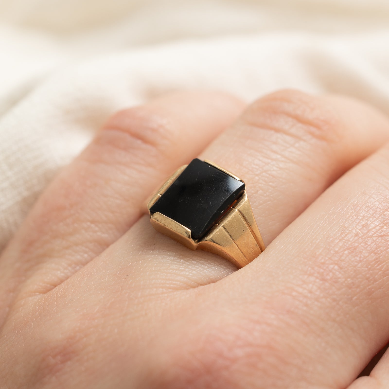 10K Gold Onyx Signet Ring for Men - 1.50ct Black Onyx Stone - Size 6.25 - Classic Statement Jewelry for Weddings, Gifts & Everyday Wear