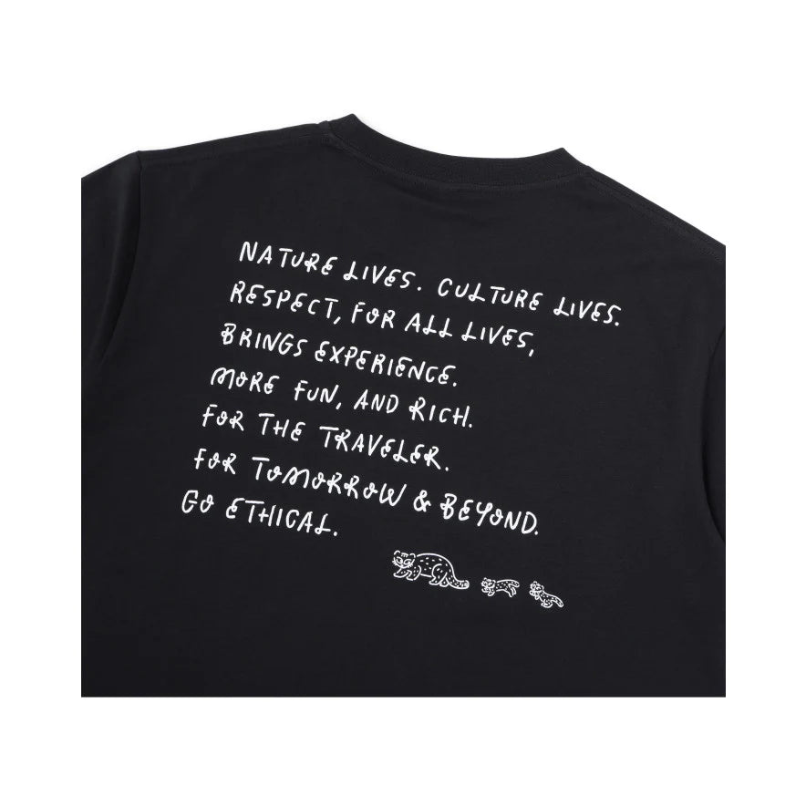 US4 OC/RP Family Cat Graphic T-Shirt - Comfortable Cotton Tee for Casual Wear, Family Outings, and Pet Lovers