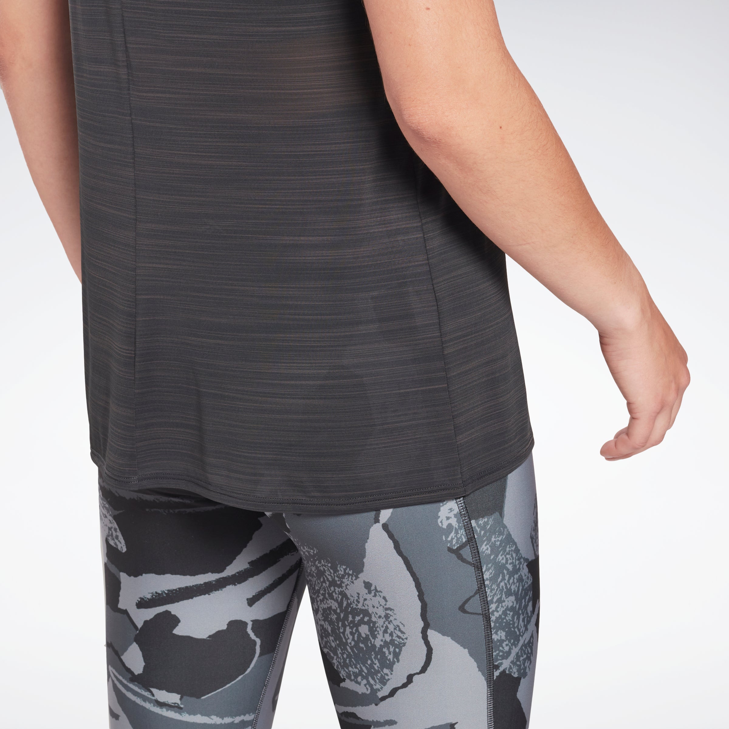 Activchill Workout Tank Top for Women - Night Black | Moisture Wicking & Breathable | Perfect for Gym, Yoga & Running