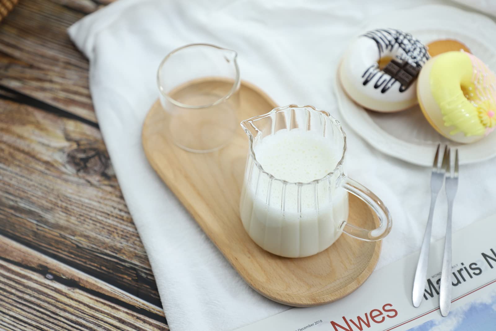 Elegant Wave Shaped Crystal Glass Creamer Pitcher - 8.5 oz Coffee, Milk & Sauce Serving Jug for Kitchen, Dining & Entertaining - Perfect for Tea Parties, Brunch & Hosting Guests