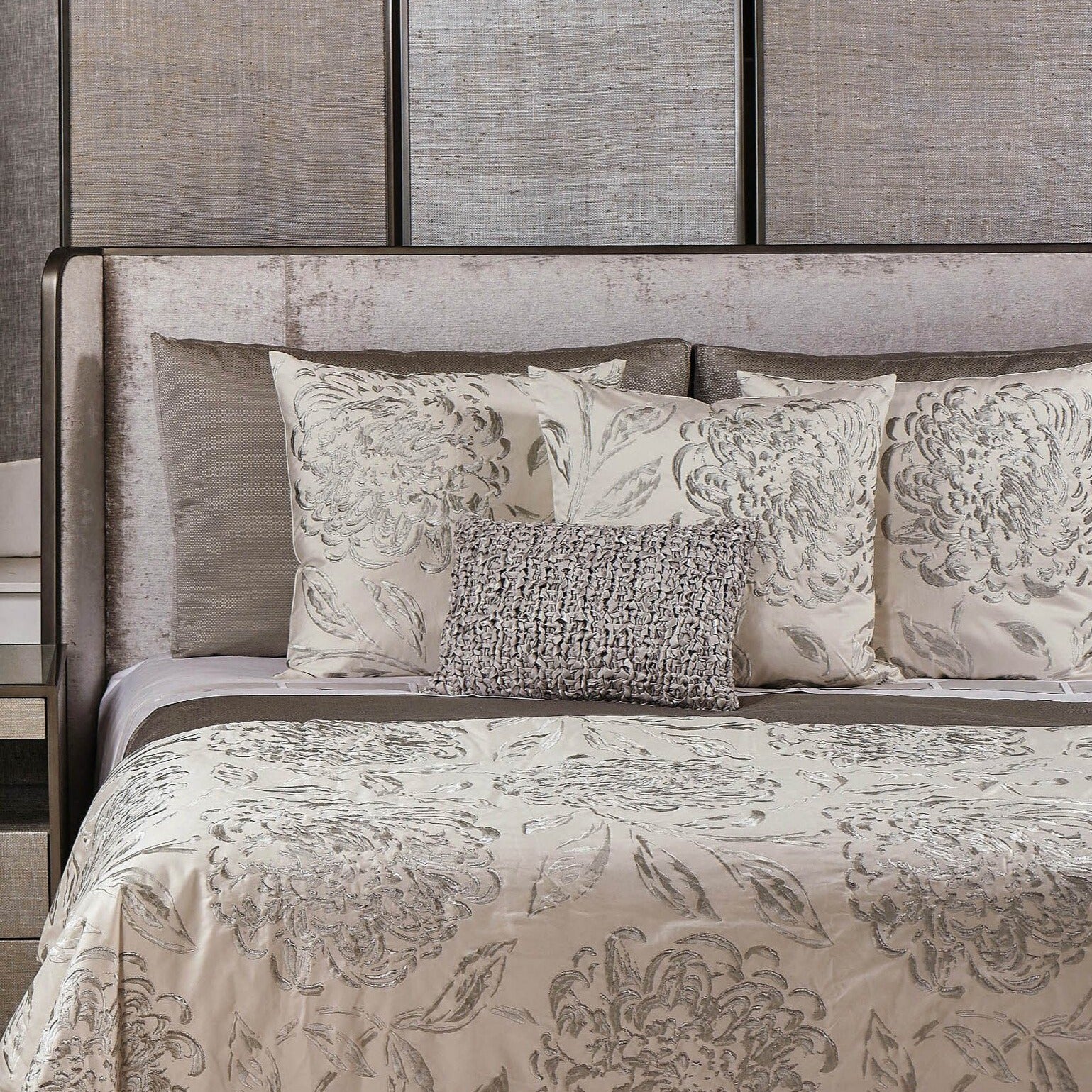Premium Glory Duvet - Ultra Soft & Breathable All-Season Comforter for Bedroom Luxury - Perfect for Cozy Nights & Hotel-Style Comfort