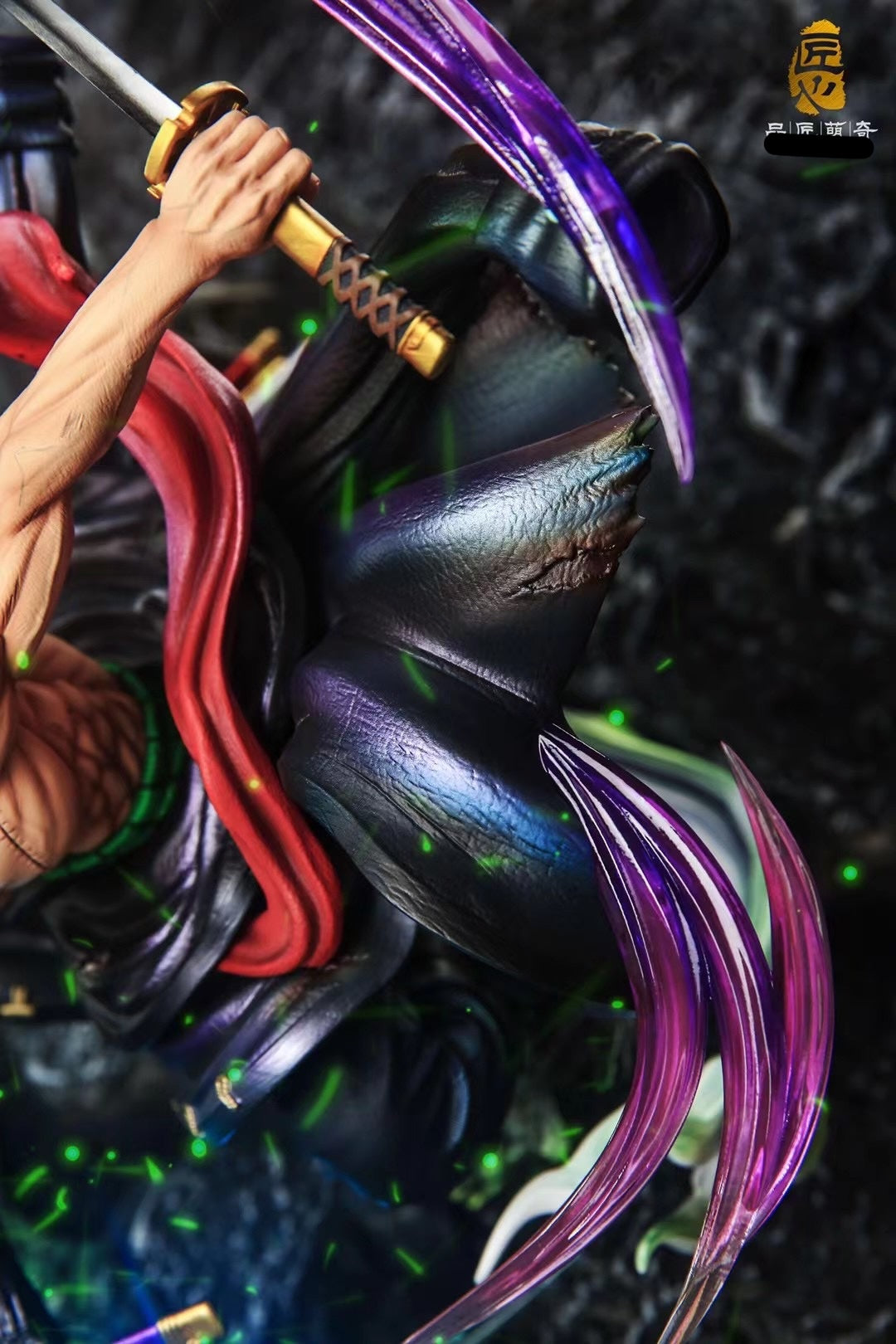 Pin Jiang Studio Onigashima Zoro Anime Figure - Collectible One Piece Statue for Fans, Home Decor, and Gift Giving